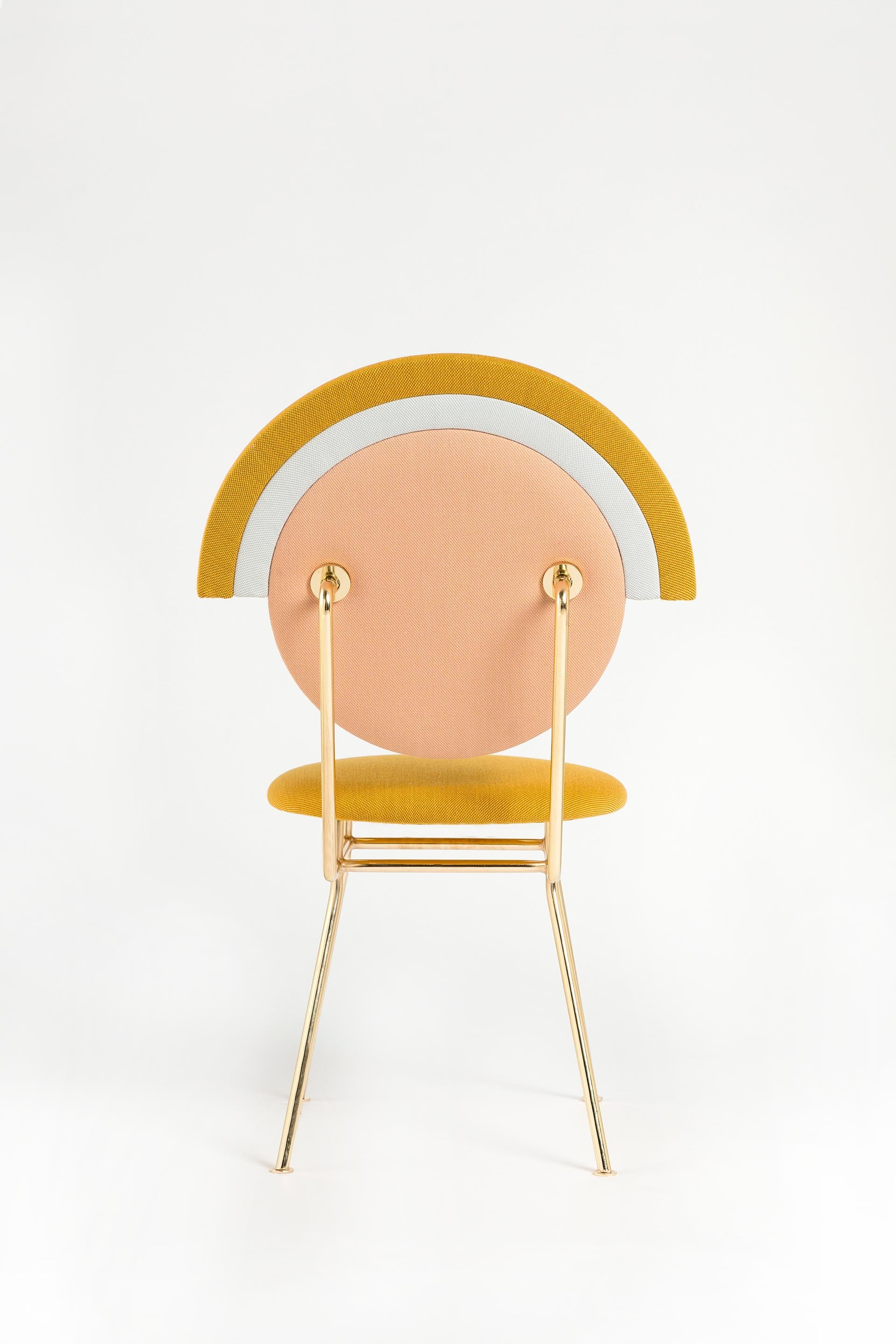 Sedia estiva Iris di Merve KAHRAMAN, tessuto Kvadrat e ottone lucido in vendita 1