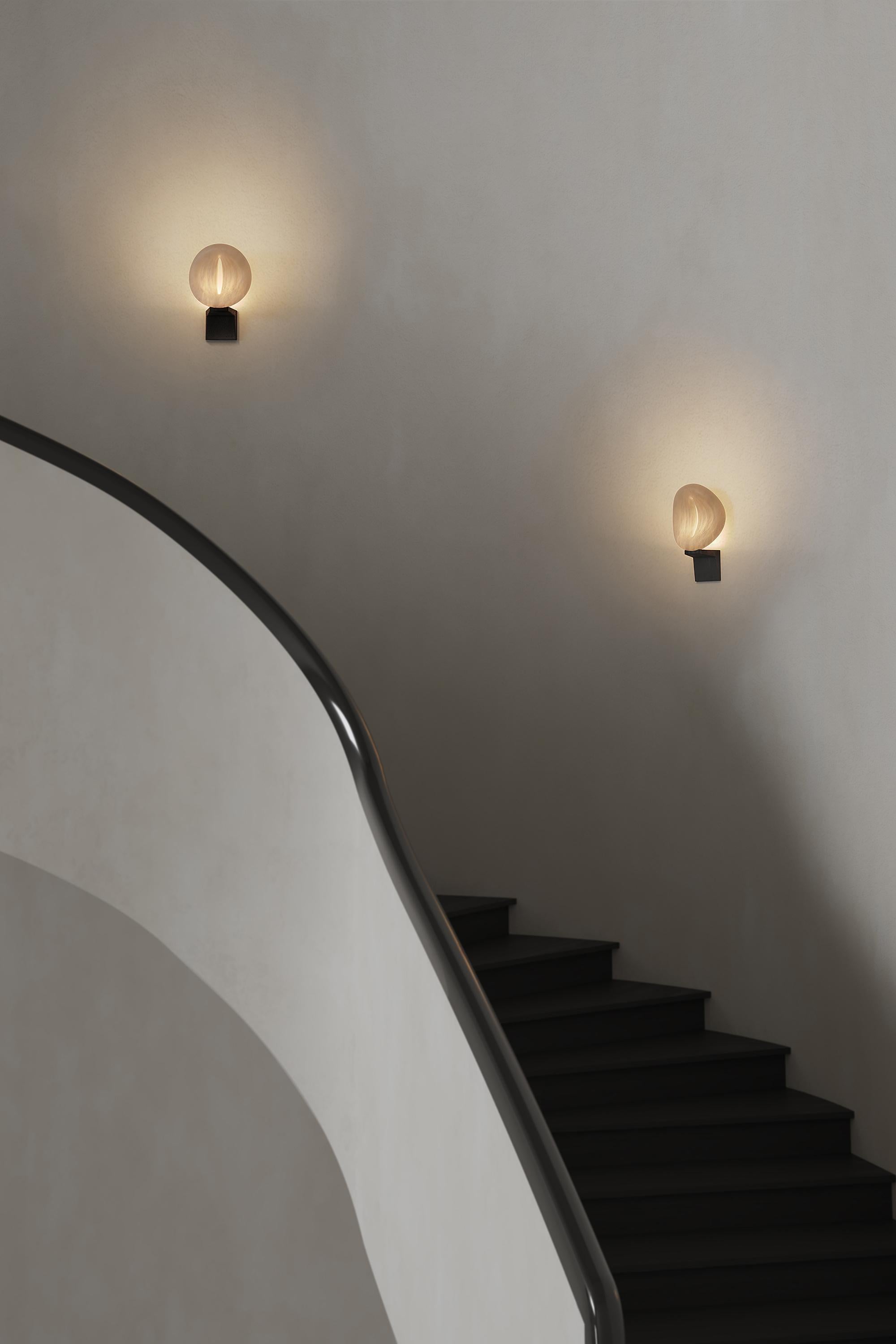 Lámpara de pared Iris de Atelier V&F en venta 3