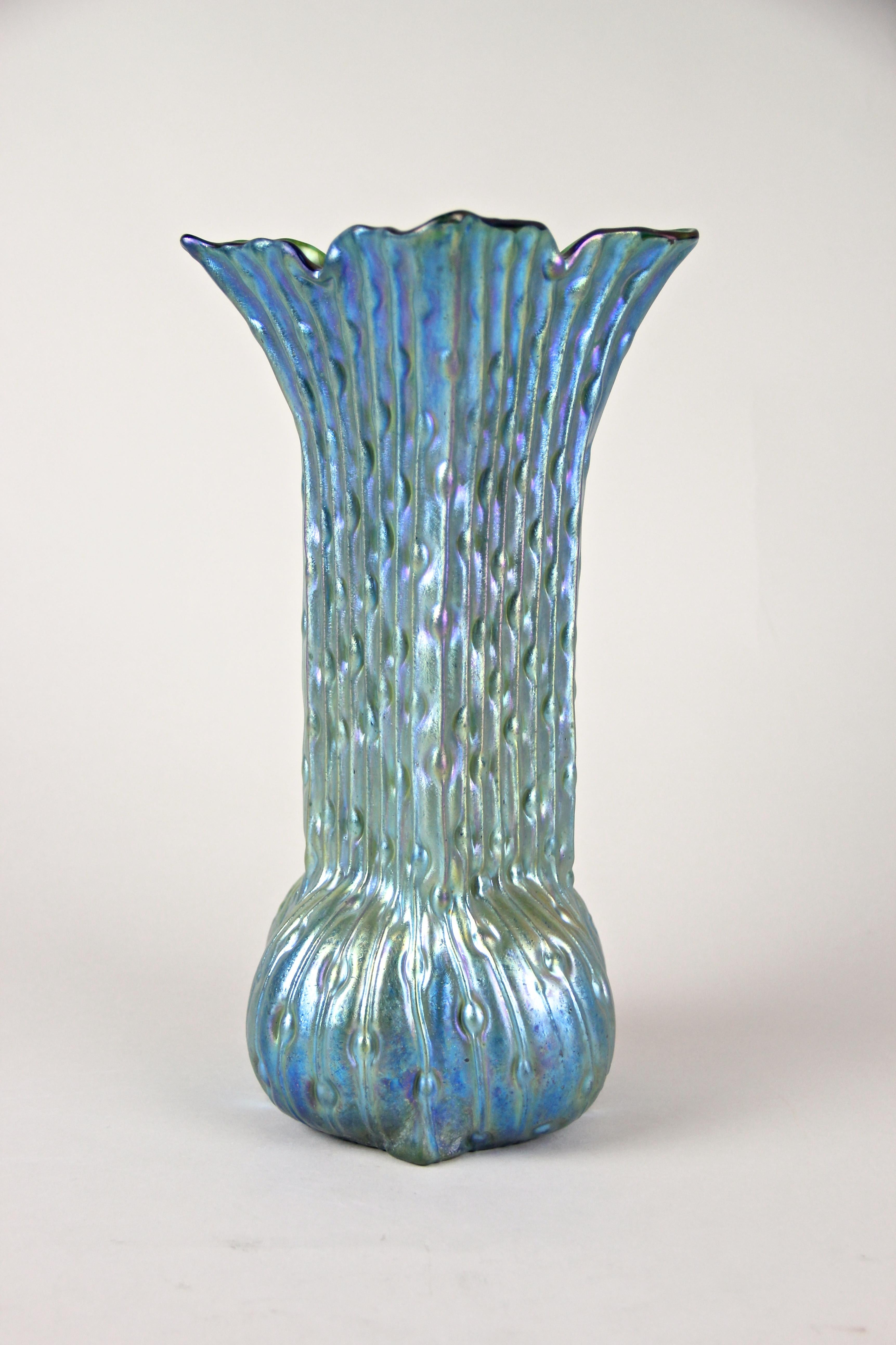 Czech Iriscident Art Nouveau Glass Vase by Loetz Witwe, Bohemia, circa 1902 For Sale
