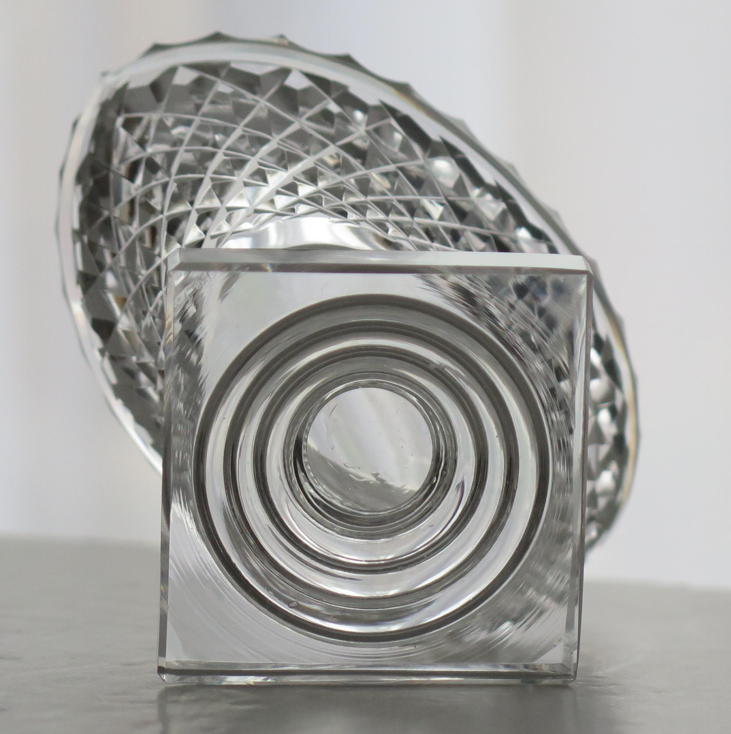 Irish 18th Century Georgian Cut Glass Salt with Stepped Foot, Ca 1790 For Sale 4