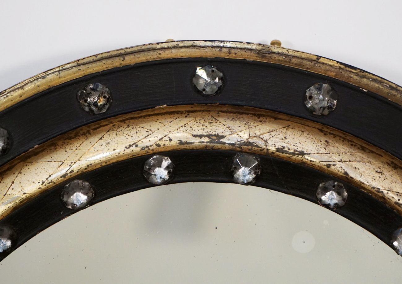 Irish Ebony and Gilt Oval Mirror with Faceted Glass Studs (H 22 1/4 x W 18 1/4) In Good Condition In Austin, TX