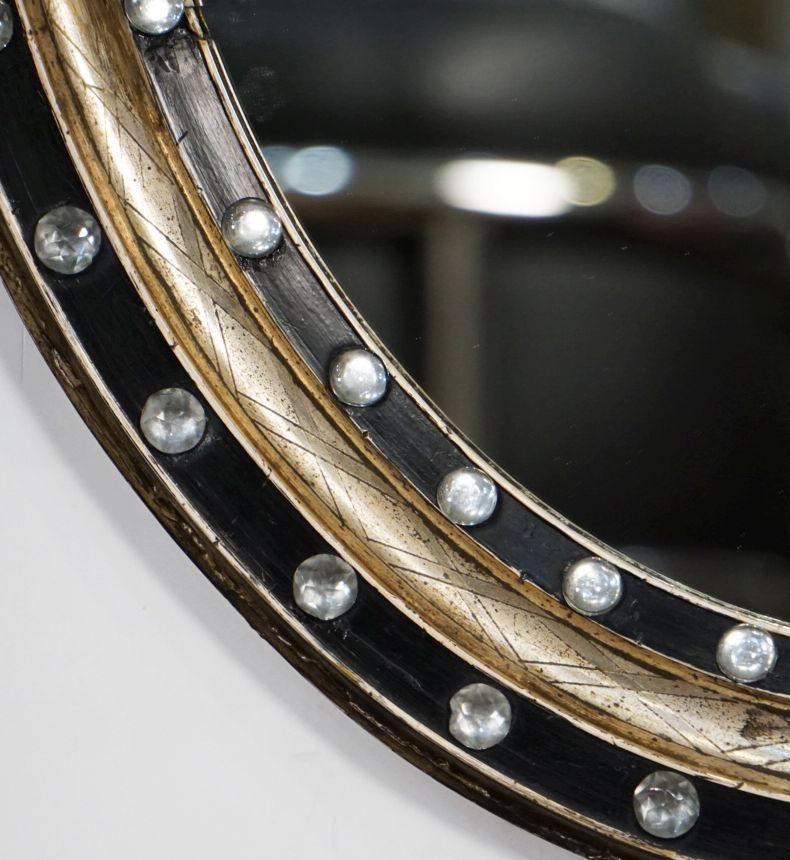 Irish Ebony and Gilt Oval Mirror with Faceted Glass Studs (H 24 3/8 x W 20 1/2)  For Sale 2