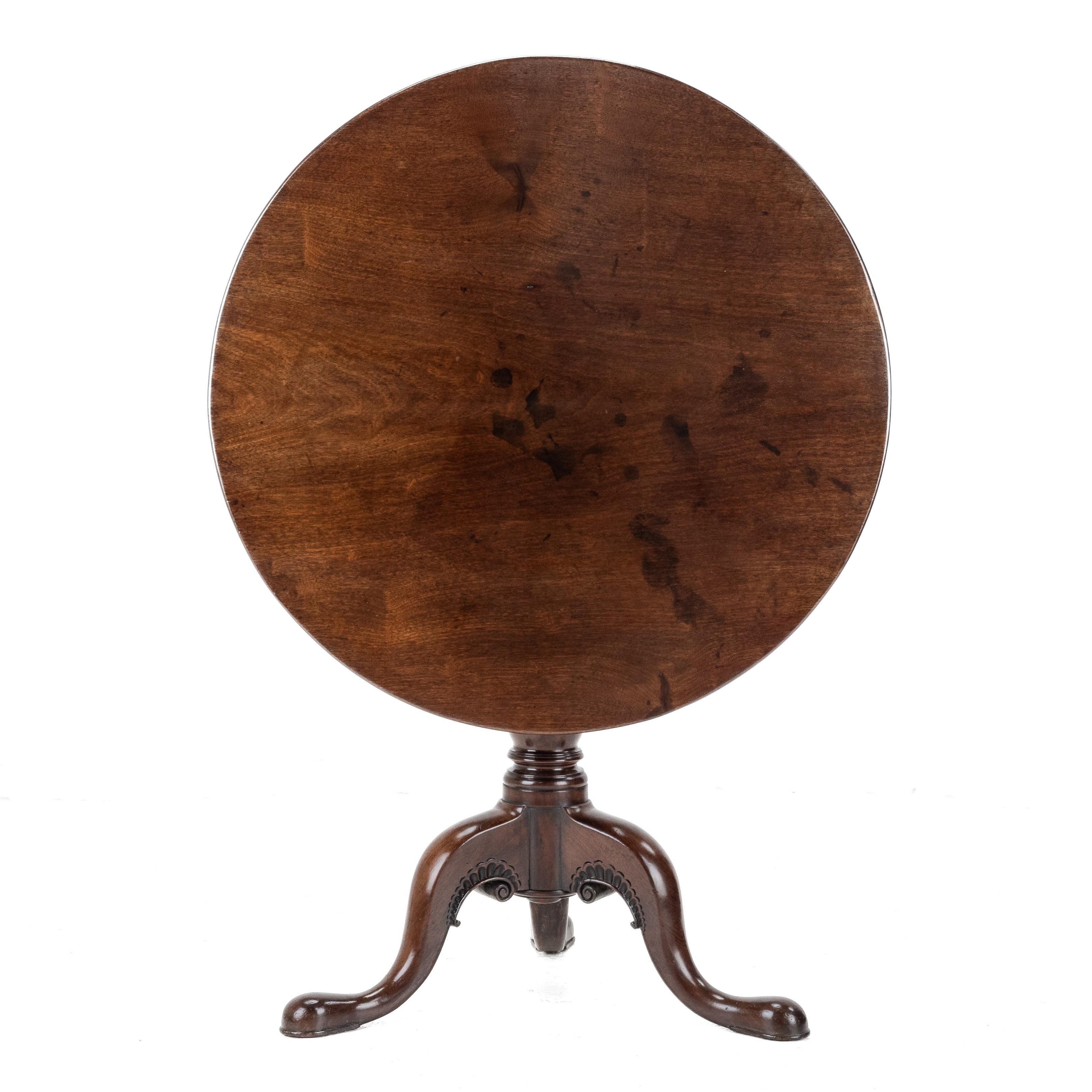 English Irish George II Carved Mahogany Tripod Tilt-top Supper Table circa 1750 Georgian
