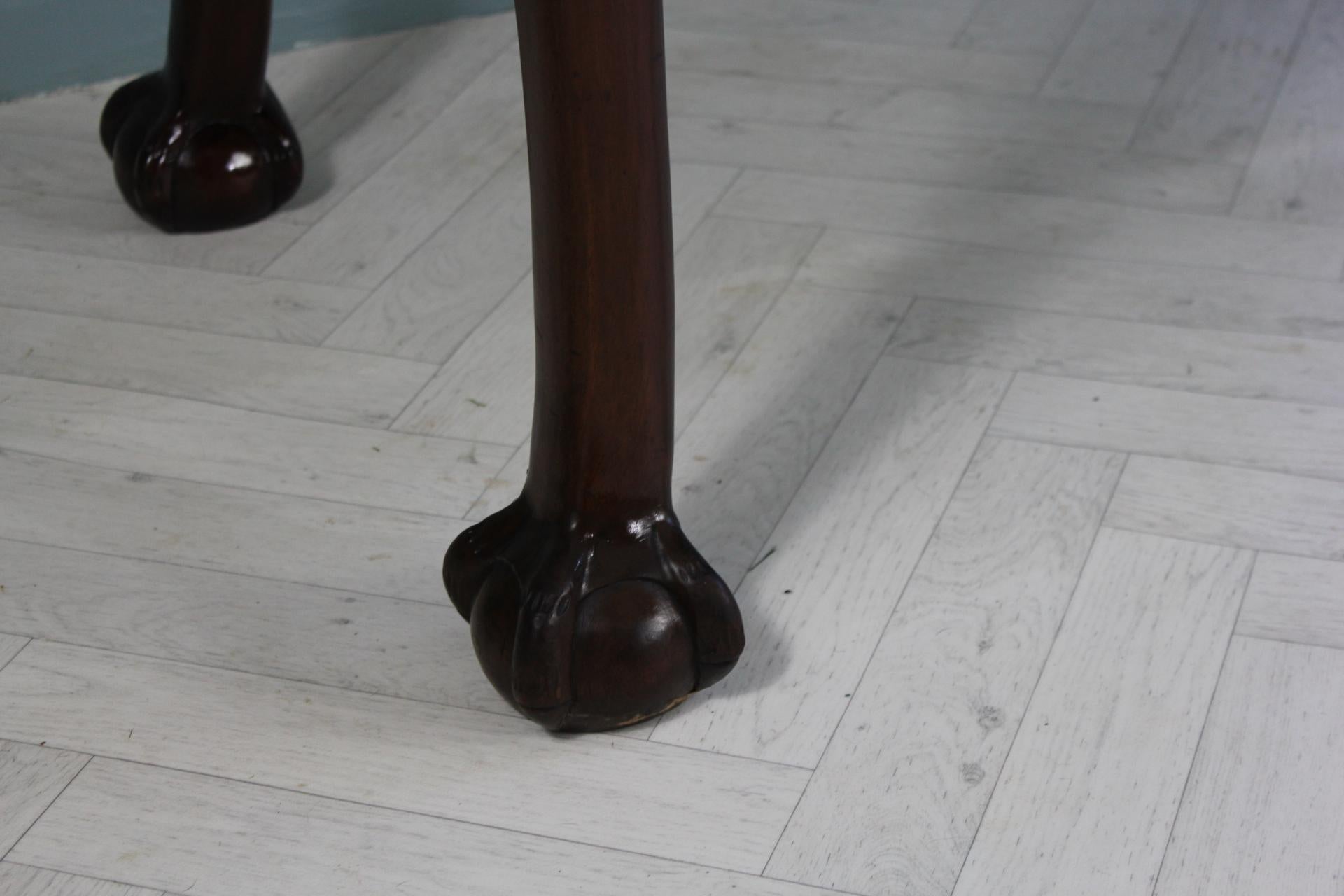 Mahogany Irish George II style mahogany Serving table For Sale