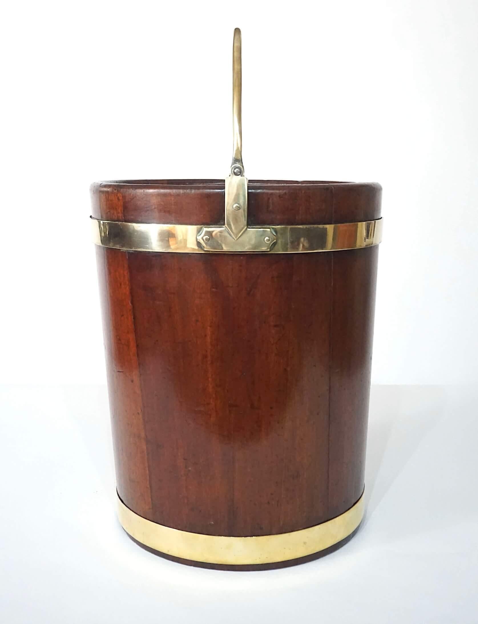Irish George III Brass Bound Mahogany Peat or Turf Bucket, c. 1780 For Sale 1