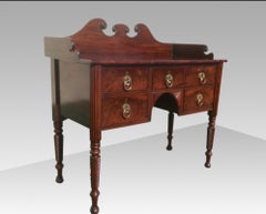 Irish Georgian Antique Side Board of Very Neat Proportions