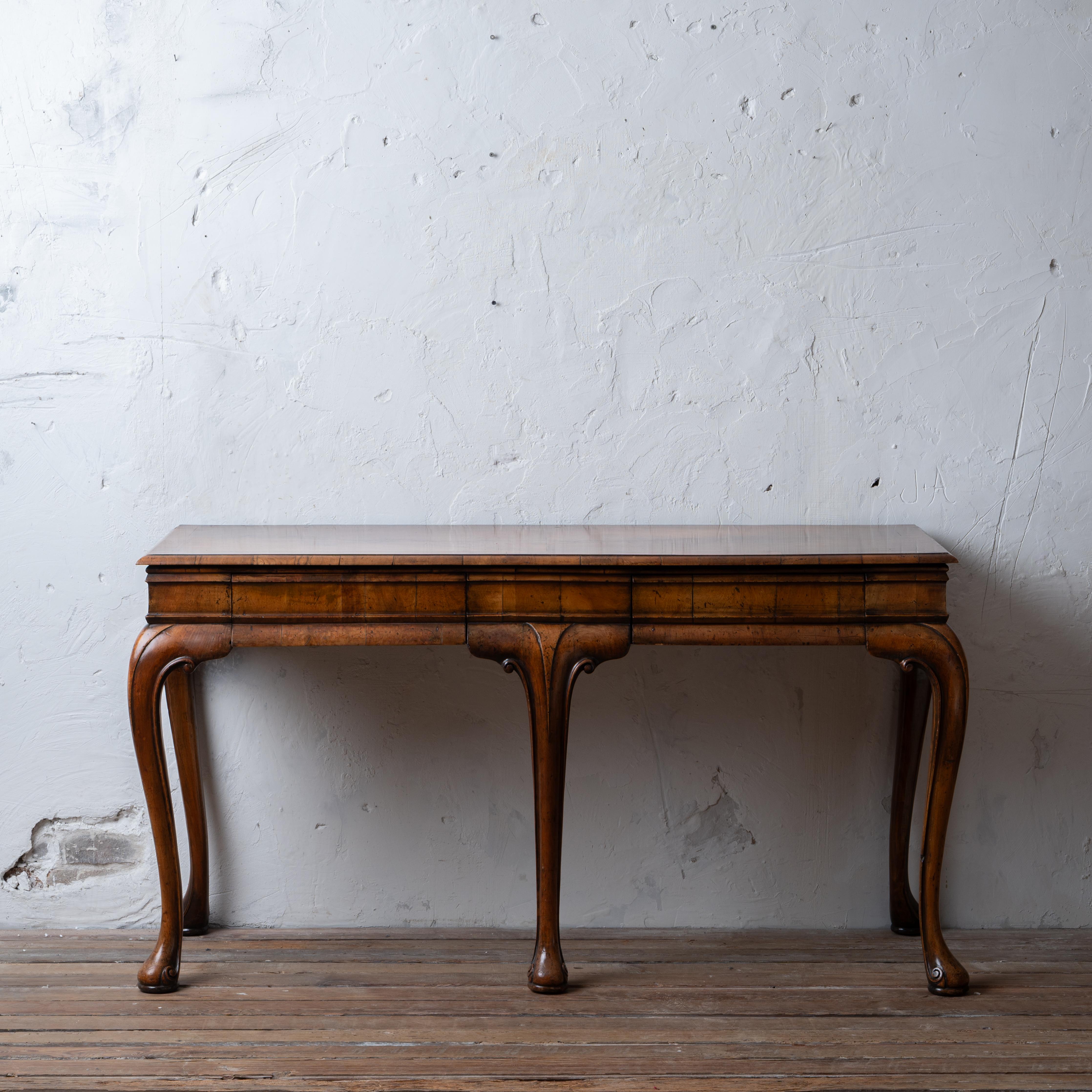 Irish Georgian Console Table In Good Condition For Sale In Savannah, GA