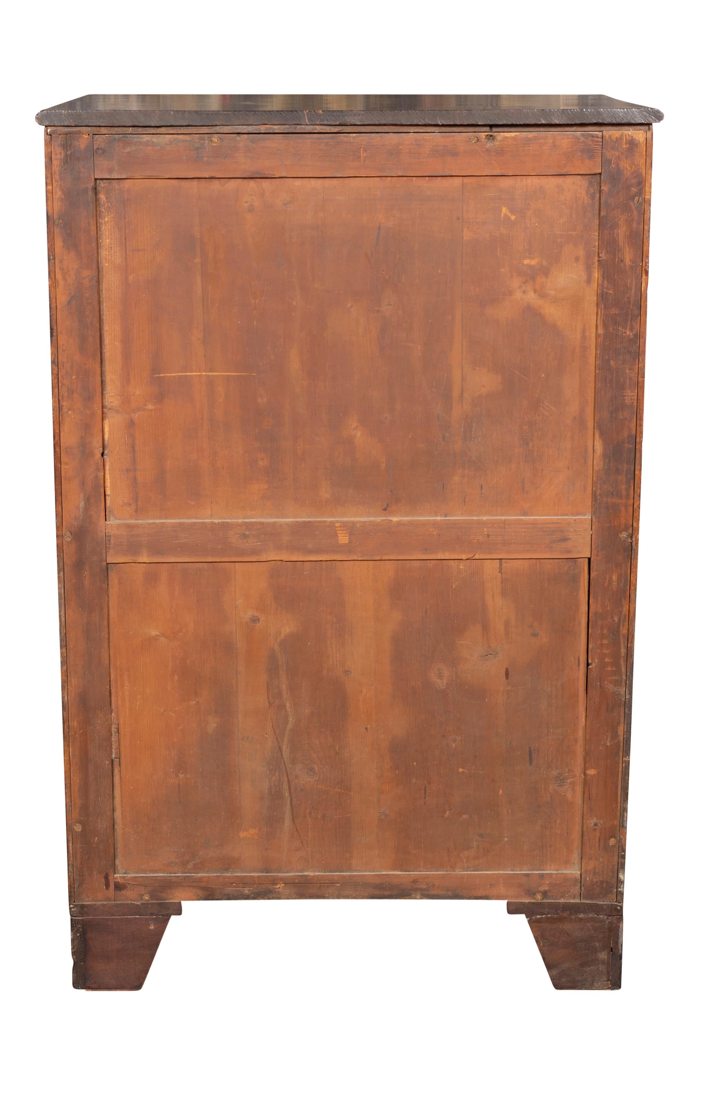 Irish Georgian Mahogany High Chest of Drawers In Good Condition For Sale In Essex, MA