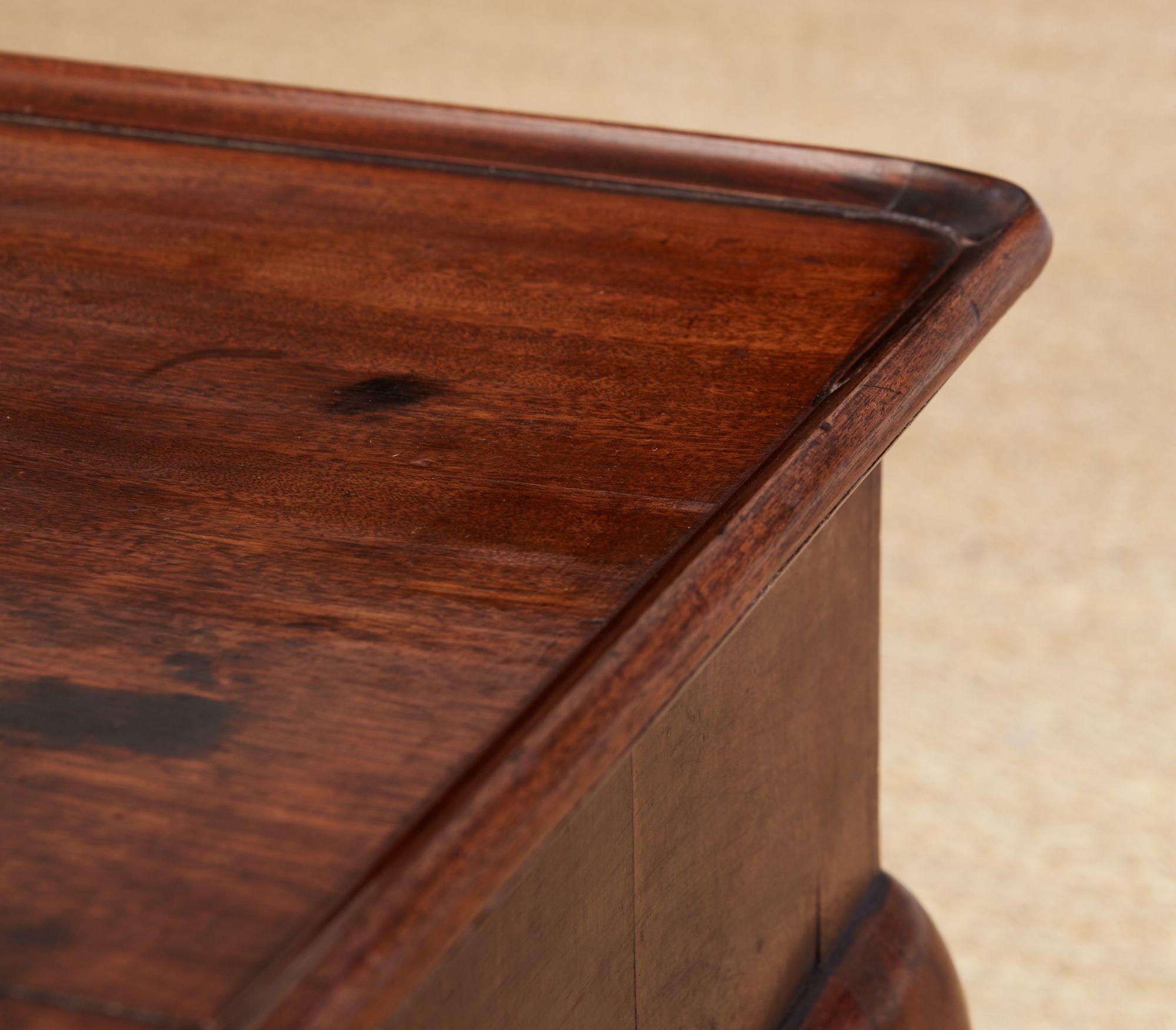 Irish Georgian Mahogany Tea Table For Sale 11