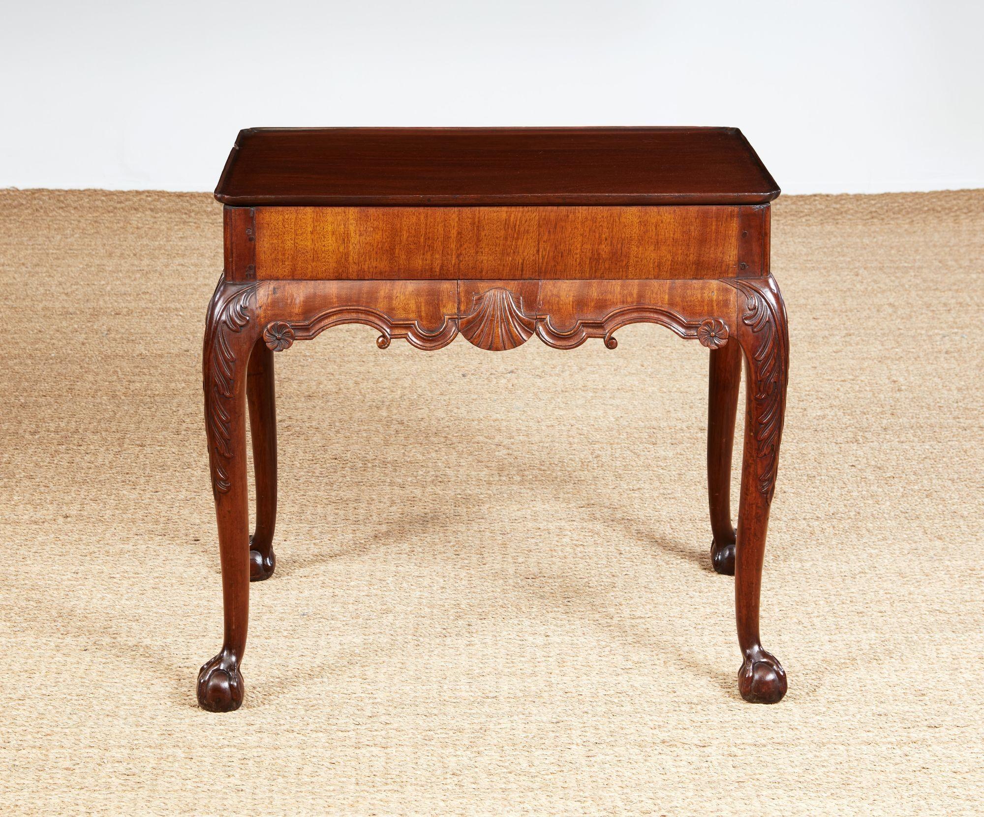 Table à plateau géorgienne irlandaise en vente 1