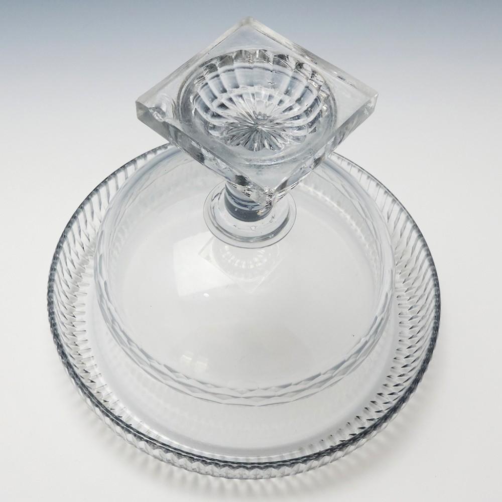 Irish Glass Fold Over Rim Pedestal Bowl, 1800-10 In Good Condition For Sale In Tunbridge Wells, GB