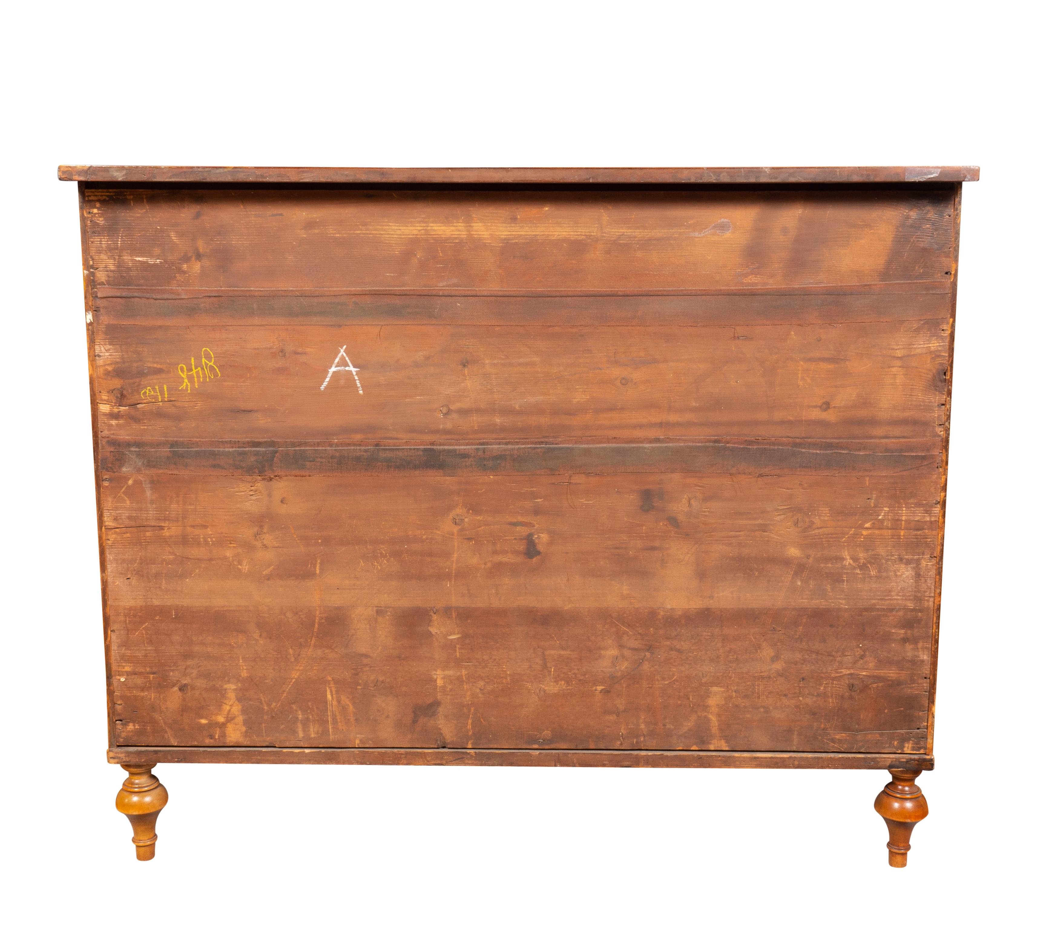 Irischer Beistellschrank aus Seidenholz und Amaranth aus dem späten George III.-Stil im Angebot 3