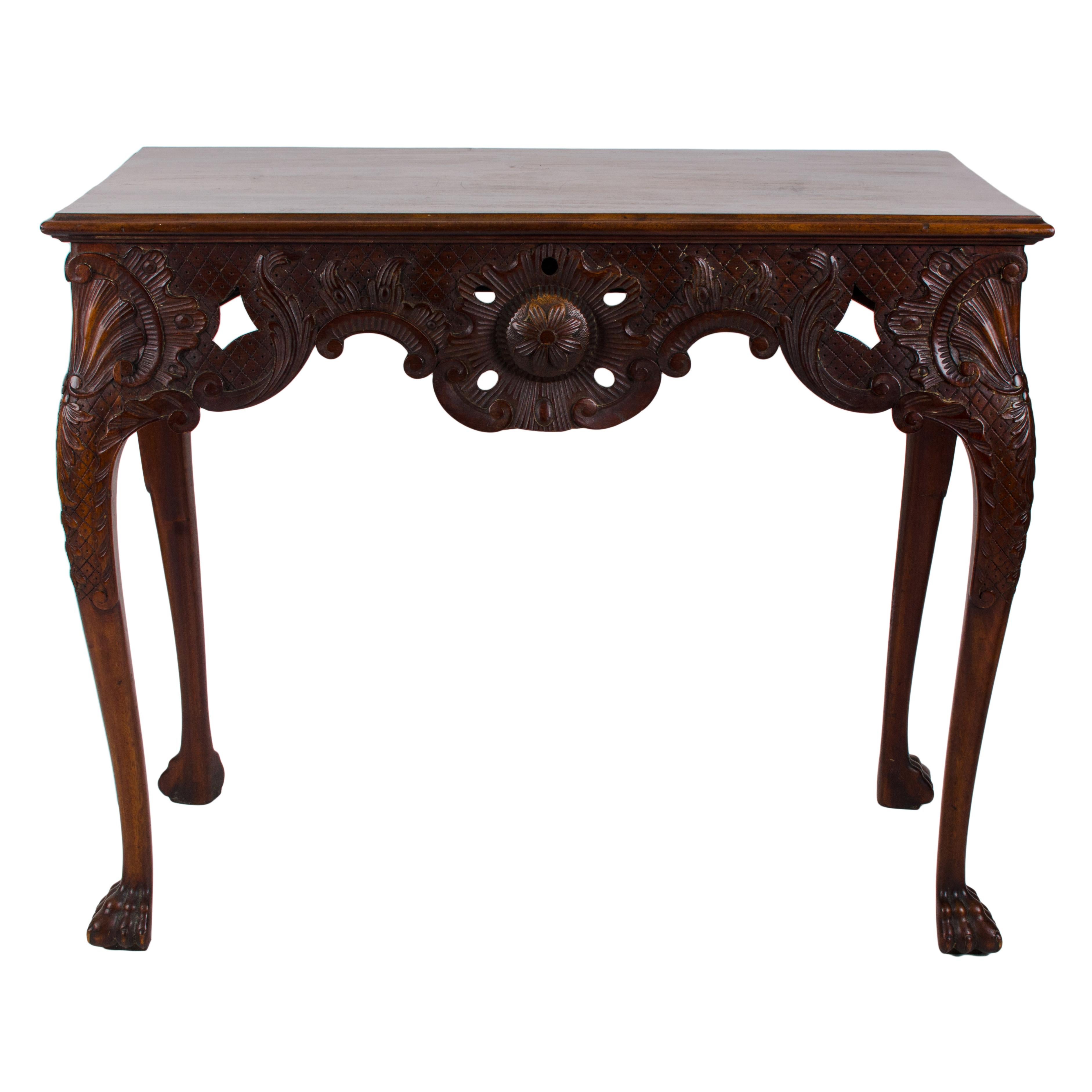 An Irish mahogany side table, early 19th century.

Labels on rear; retailed by Millar & Beatty, Ltd, Dublin.



34 ½ inches wide by 18 inches deep by 28 ¼ inches tall



