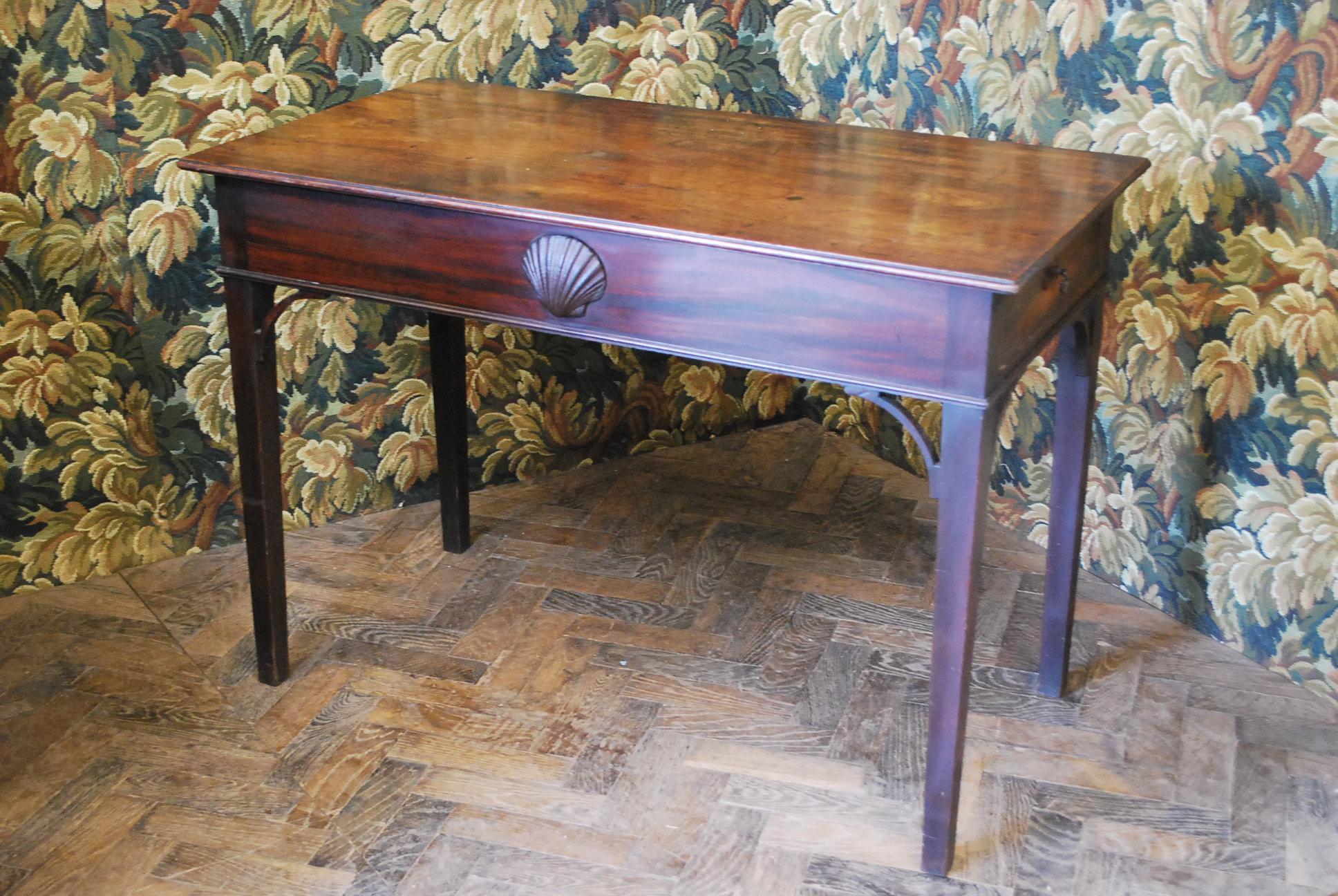 Chippendale Irish mahogany side table For Sale