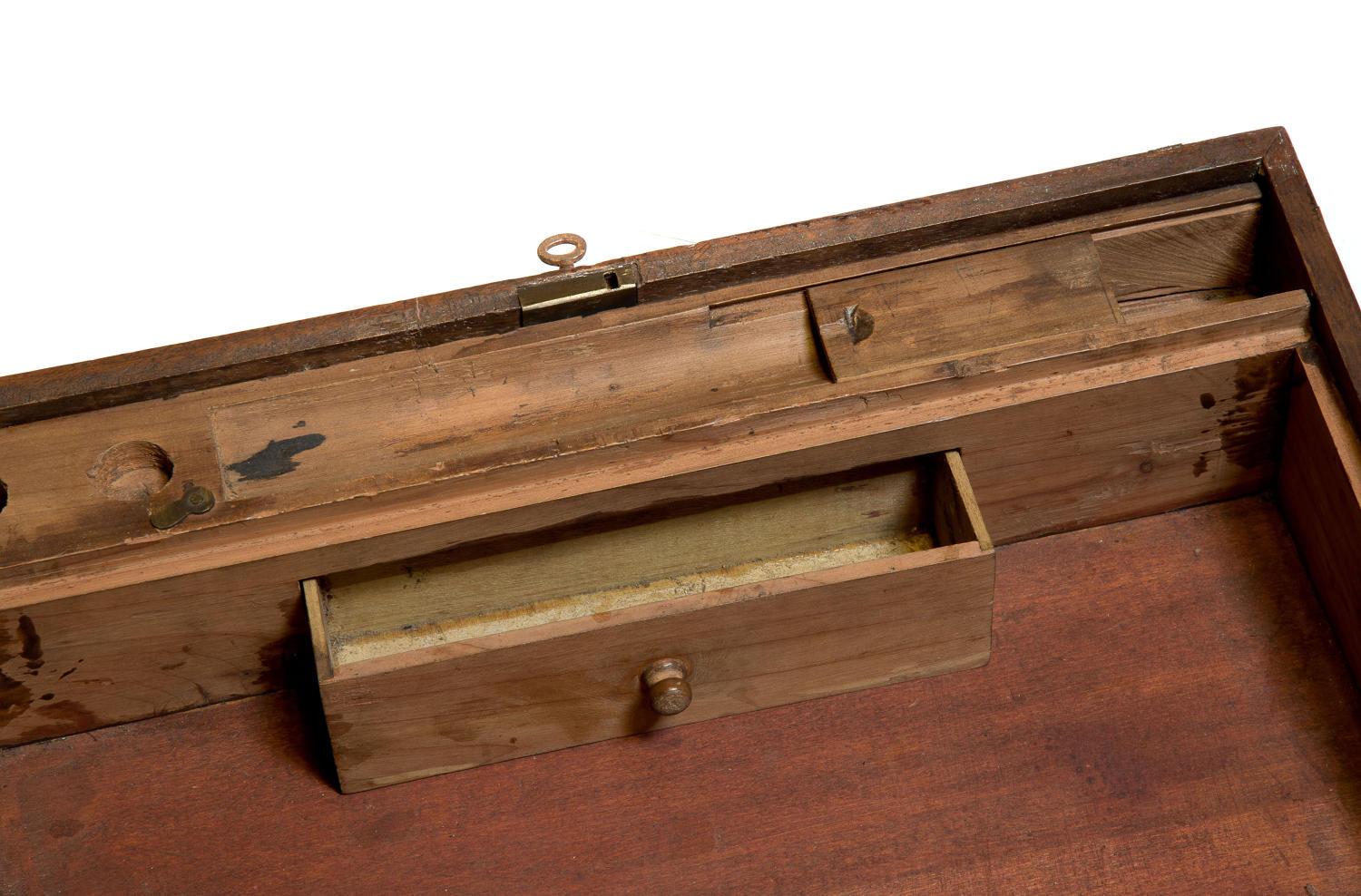 Irish Mahogany Writing Box/Lap Desk, 1880 In Good Condition For Sale In Salisbury, GB