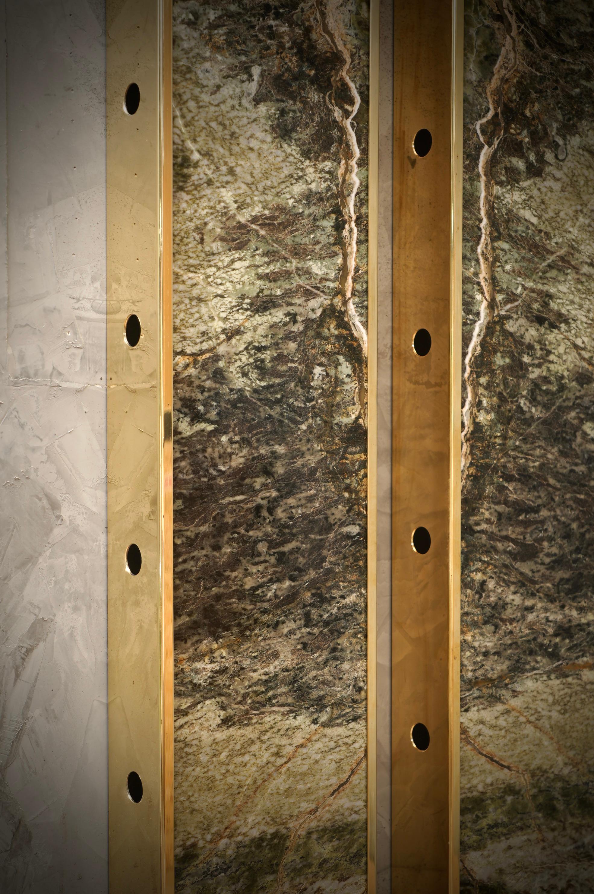Italienische Wandleuchten und Wandleuchter aus irischem Marmor und Messing, 2020 im Angebot 3