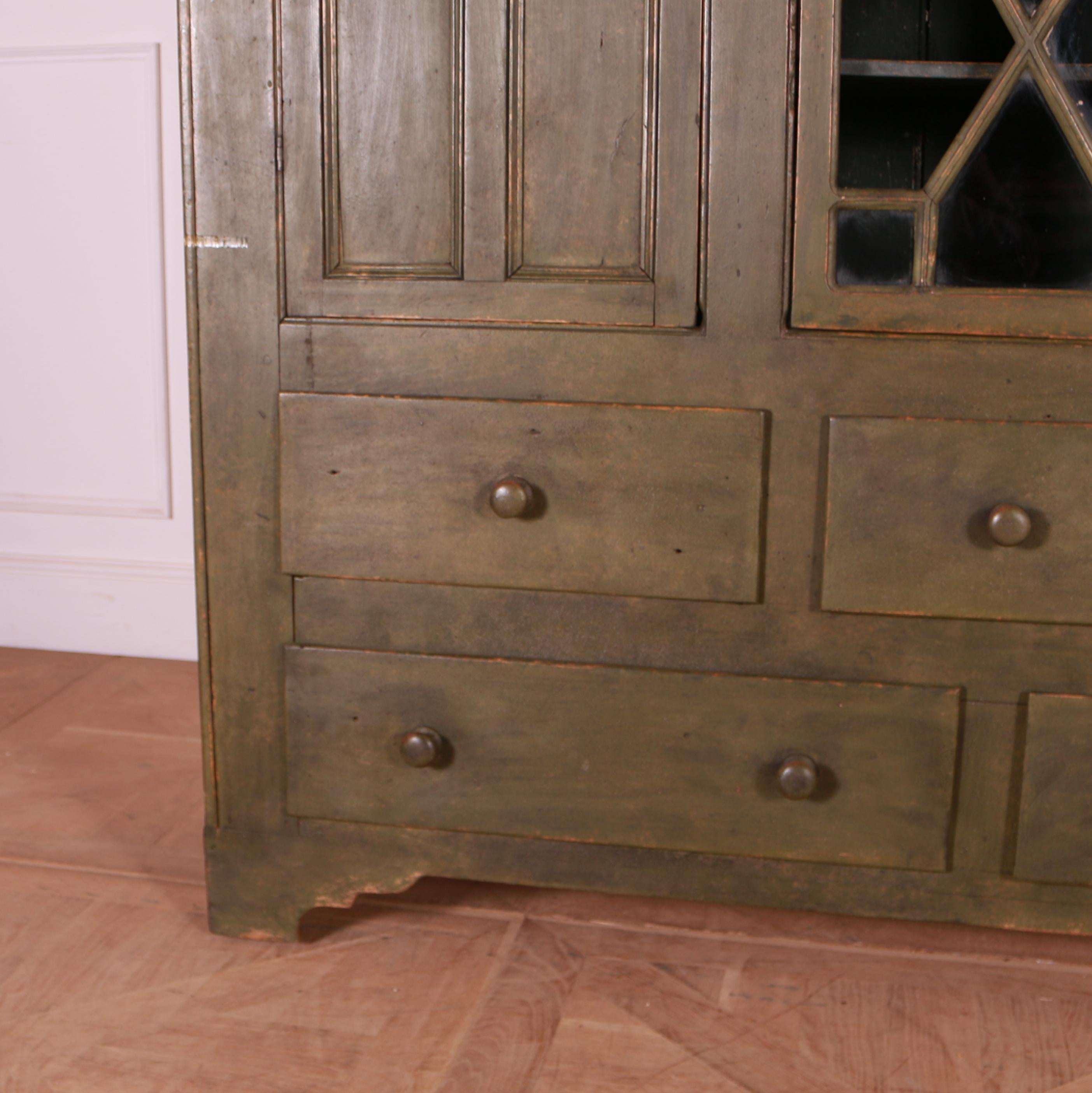 Irish Painted Pine Cupboard In Good Condition For Sale In Leamington Spa, Warwickshire