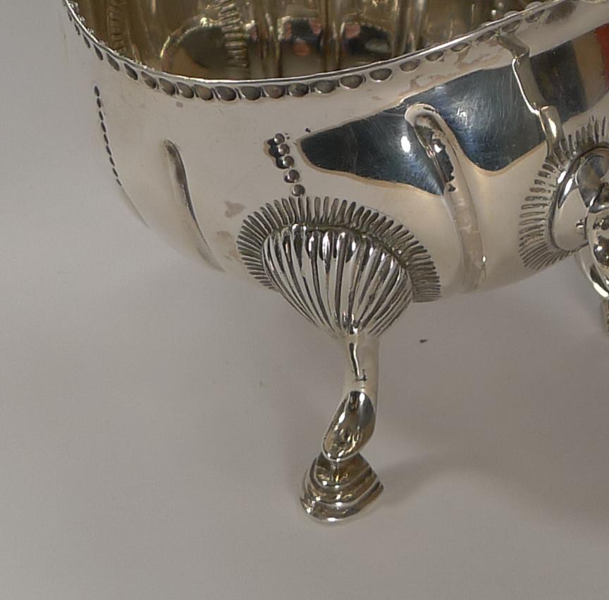 Irish Silver Sauce Boat by West & Son, Dublin, 1909 In Good Condition For Sale In Bath, GB