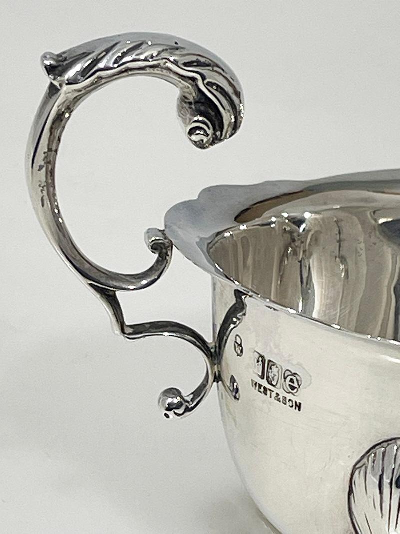 Salsera de plata irlandesa de West & Son, Dublín, 1920 Irlandés en venta