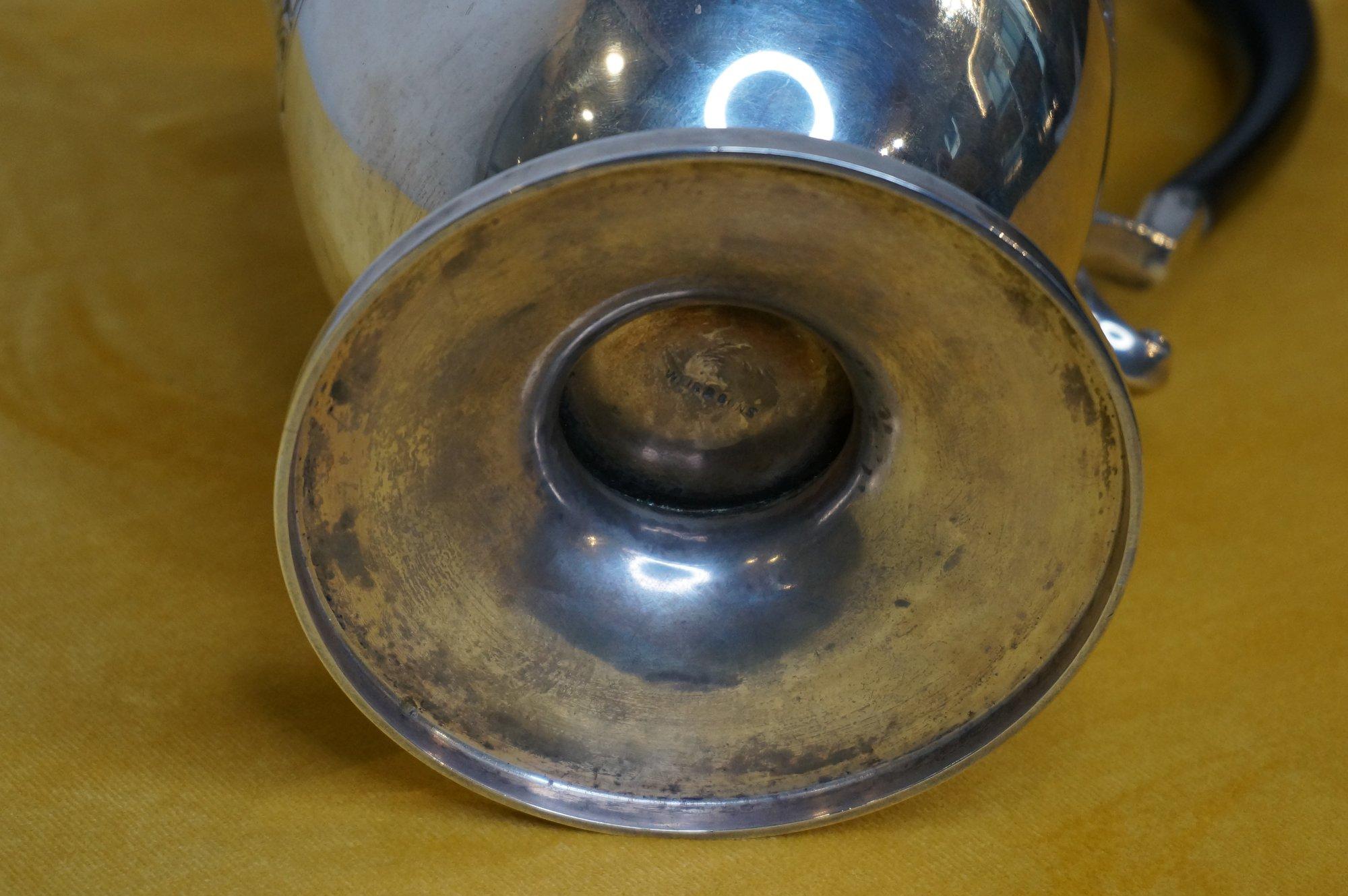 Irish sterling silver wine jug, Weir & sons company Dublin, 1917 For Sale 10