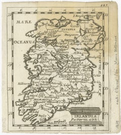Irlandia – Antique Miniature Map of Ireland, Latin Cartography by Du Val c.1679