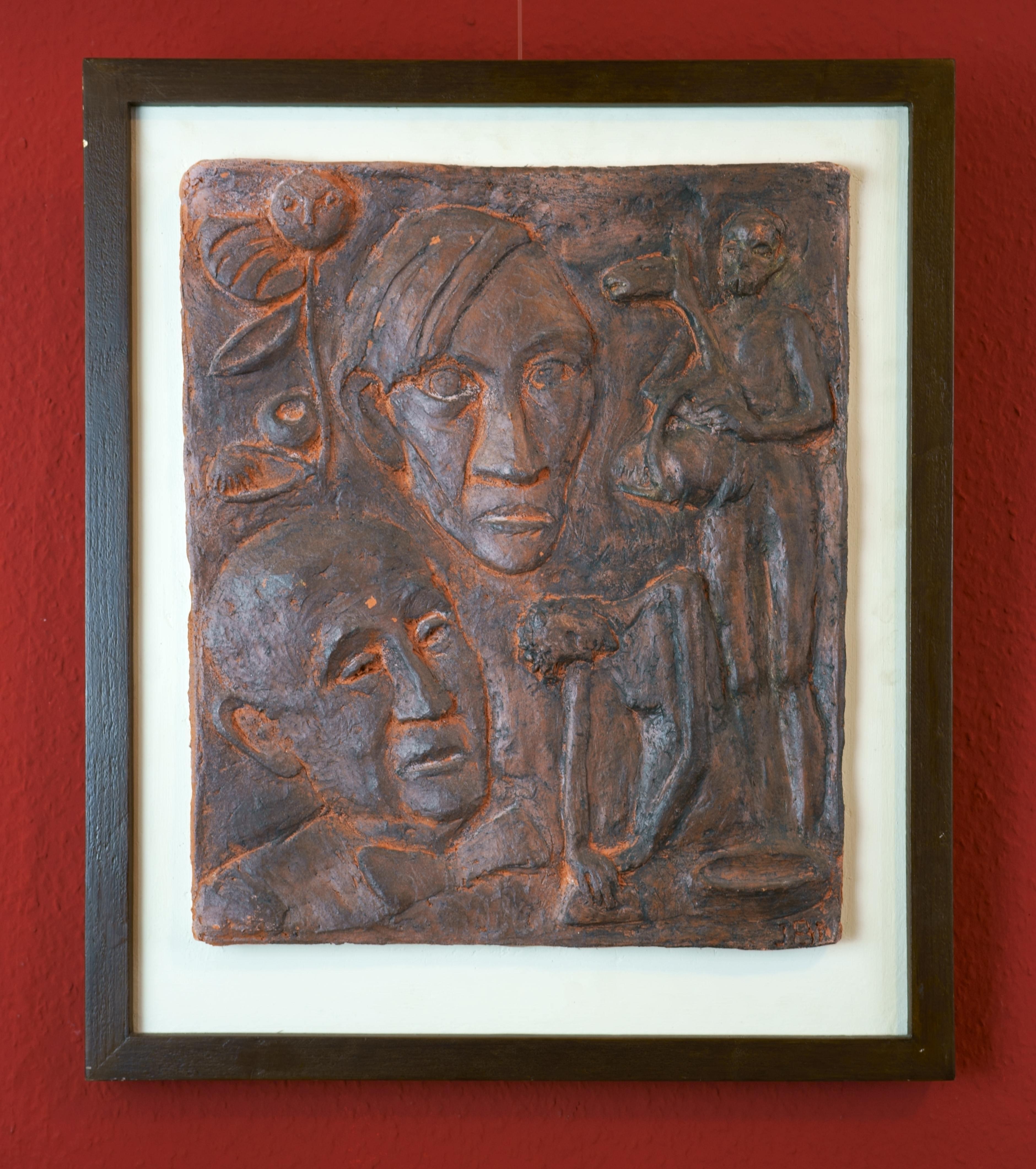 Irmgard Biernath (1905 Waldheim in Saxony - 1998 Mainz), Hommage à Kahnweiler, 1984. Terracotta relief, burnished red body, 43.5 x 38 cm, mounted on support plate, in wooden frame 57 x 49.5 cm, monogrammed 