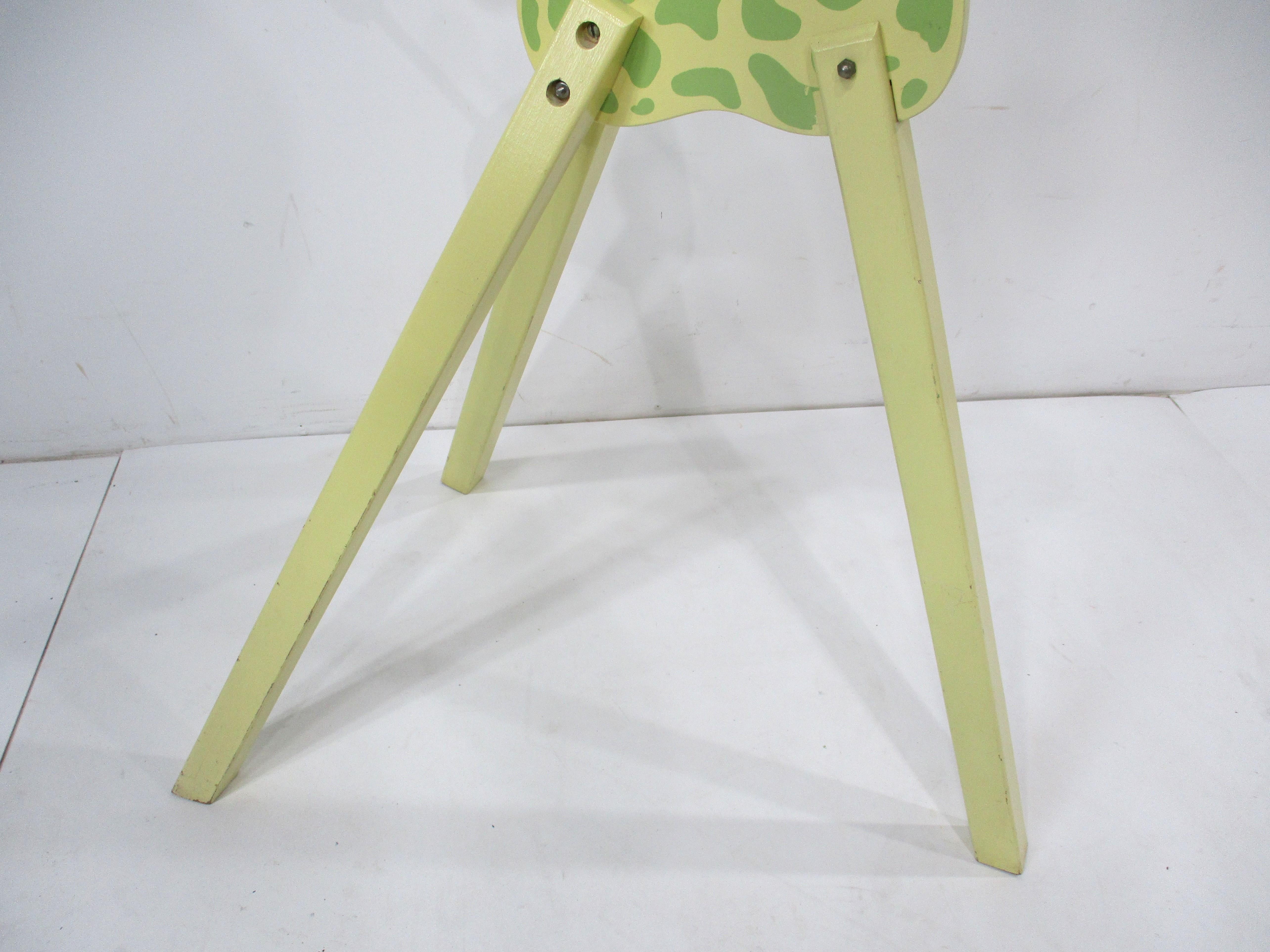 Irmi Childs Giraffe Animal 1950's Wooden Clothing Tree  In Good Condition For Sale In Cincinnati, OH