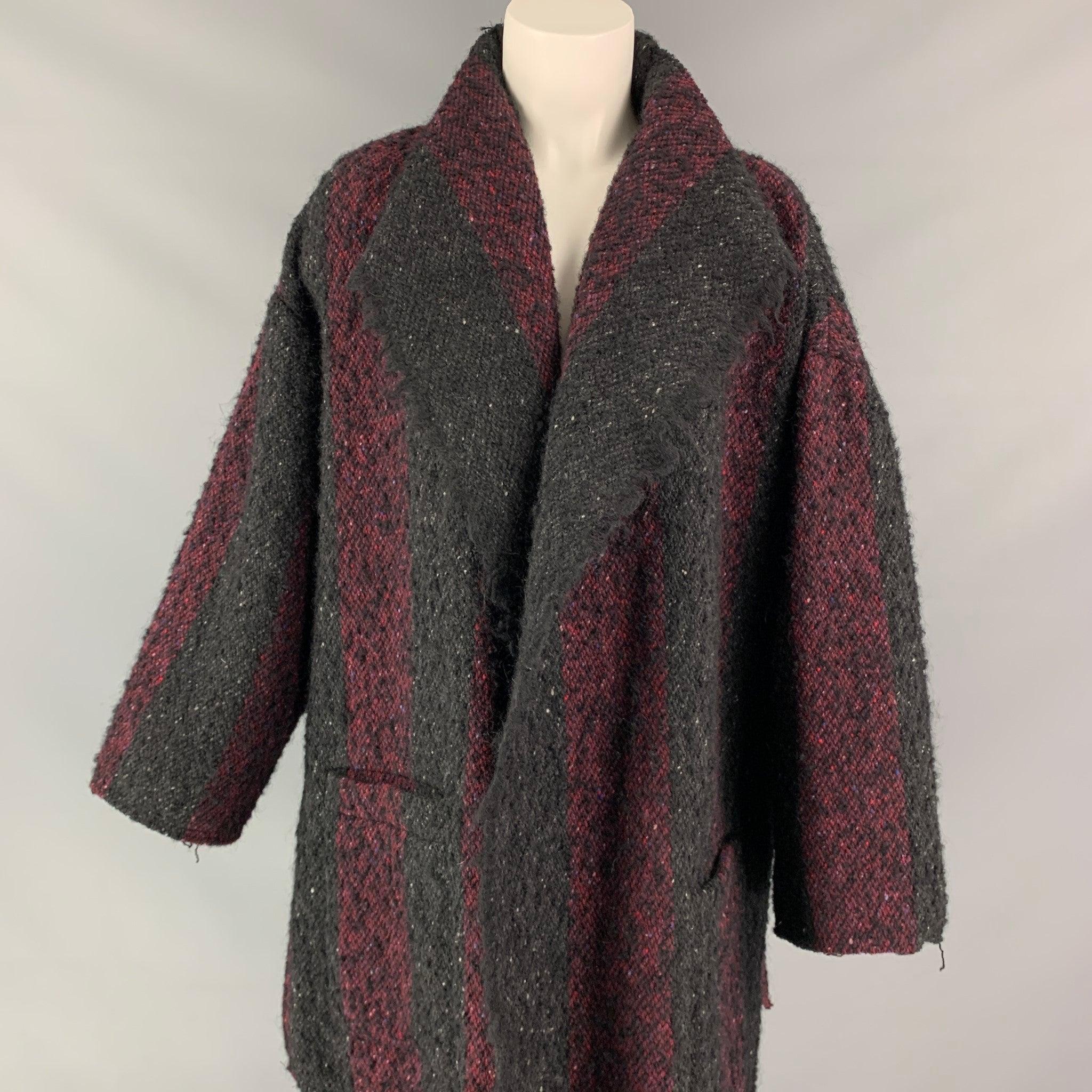 IRO coat comes in a black & burgundy stripe wool blend featuring fa oversized fit, front pockets and a open front.
Very Good
Pre-Owned Condition. 

Marked:  38 

Measurements: 
 
Shoulder: 25 inches Bust: 44 inches Sleeve: 18Length: 30 inches 
 
 
