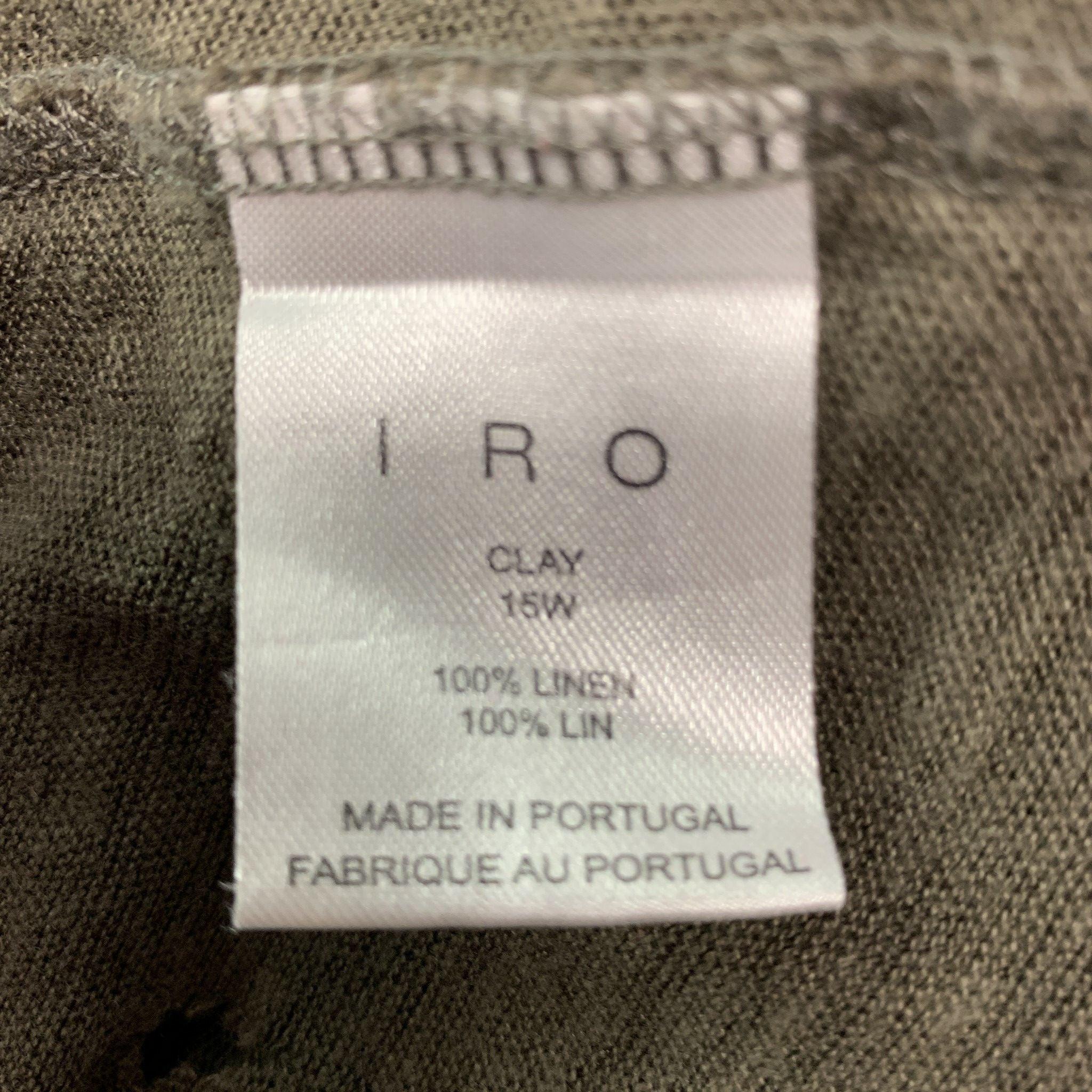 IRO Taille S T-shirt à col ras du cou en lin vieilli gris foncé en vente 1