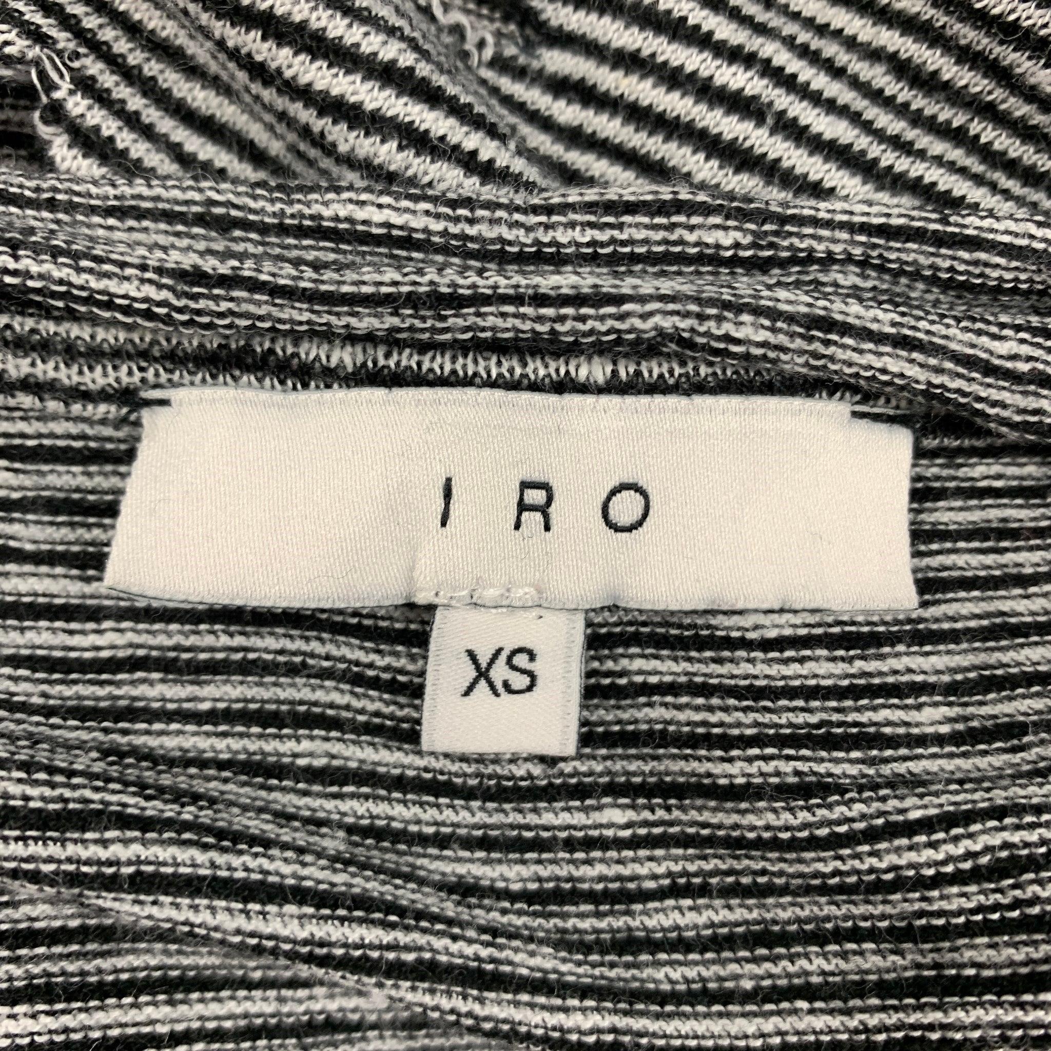 IRO Size XS Black White Stripe Linen Gabry T-shirt en vente 1