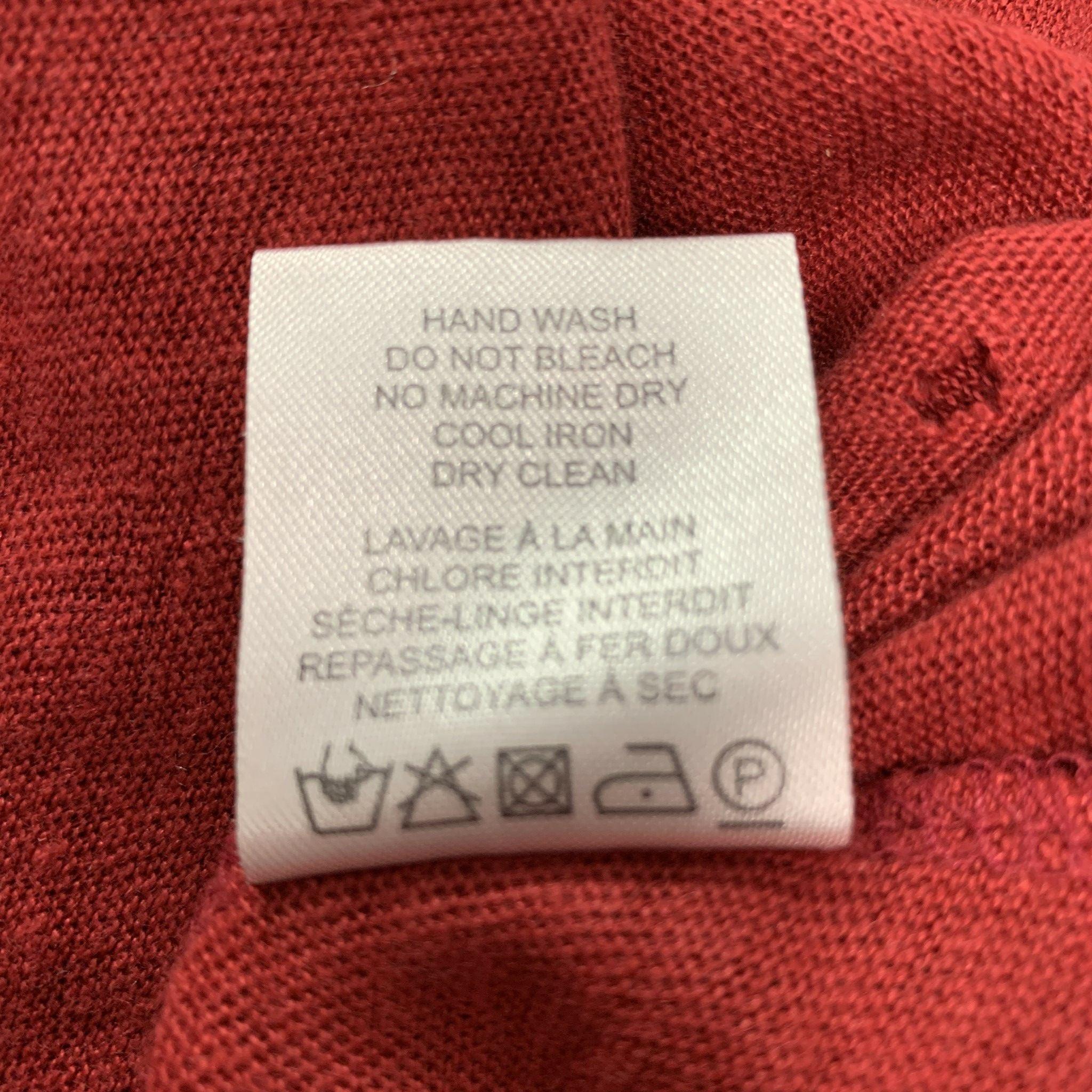 IRO Size XS Burgundy Distressed Linen Crew-Neck T-shirt For Sale 2