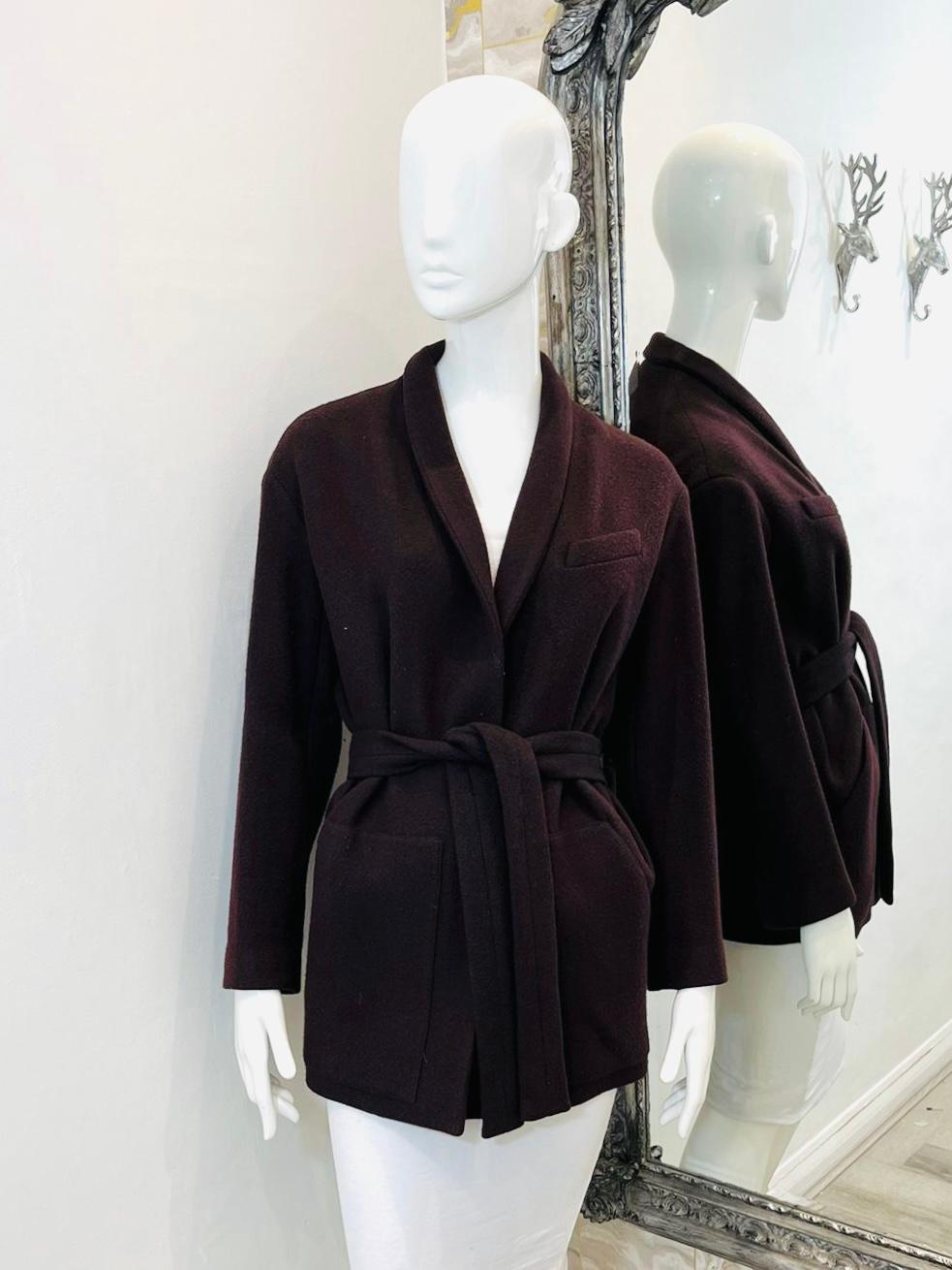Iro Wool & Belted Coat

Burgundy coat with belted waist closure and oversized open pockets.

Size - 36FR

Condition - Very Good

Composition - 60% Wool, 25% Silk, 15% Polyamide, Lining Cotton Mix