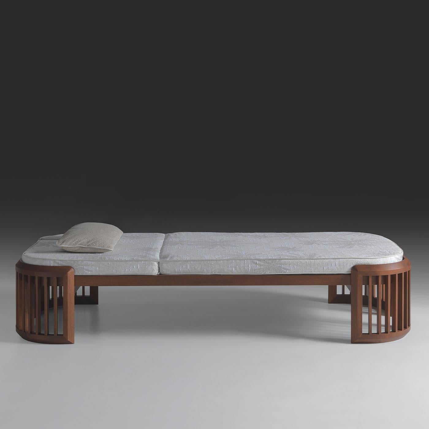 Bois Iroko Outdoor Sun Lounger by Annibale Colombo en vente