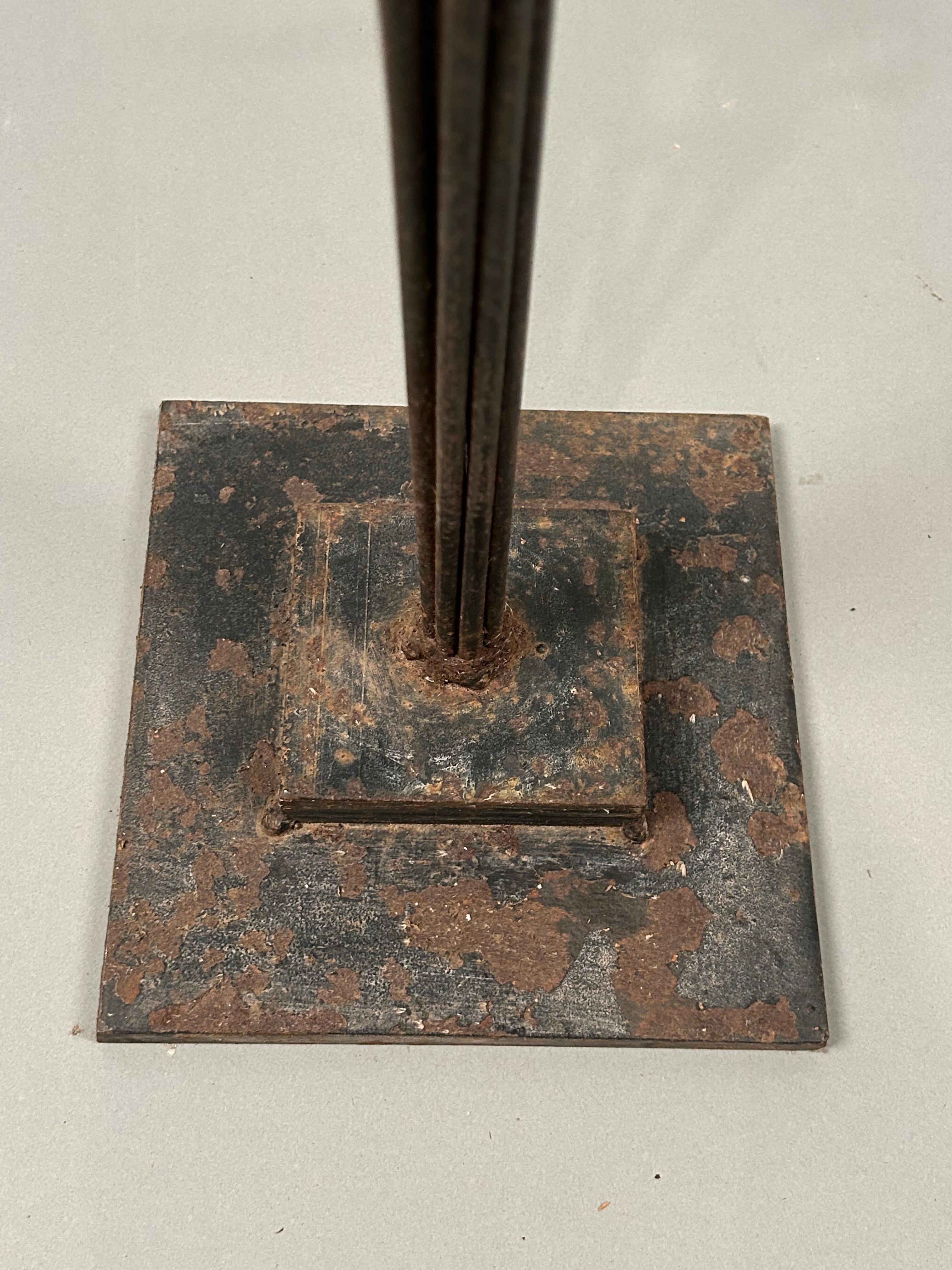 20ième siècle Sculpture en fer et verre d'art Larry Livolsi (1946-2015) Lorenz Studio en vente