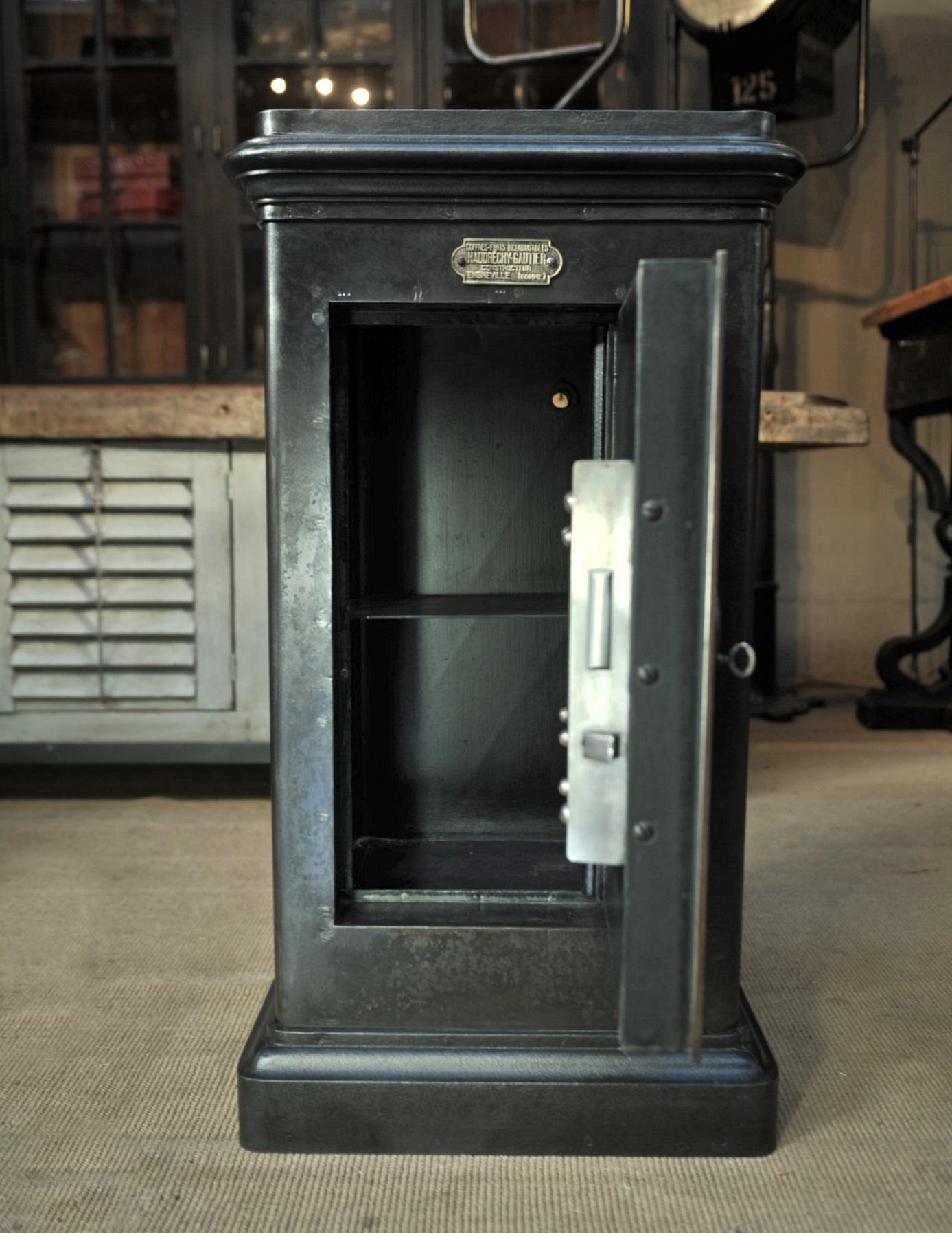 Iron and Brass Safe Cabinet by Bauche circa 1910 4