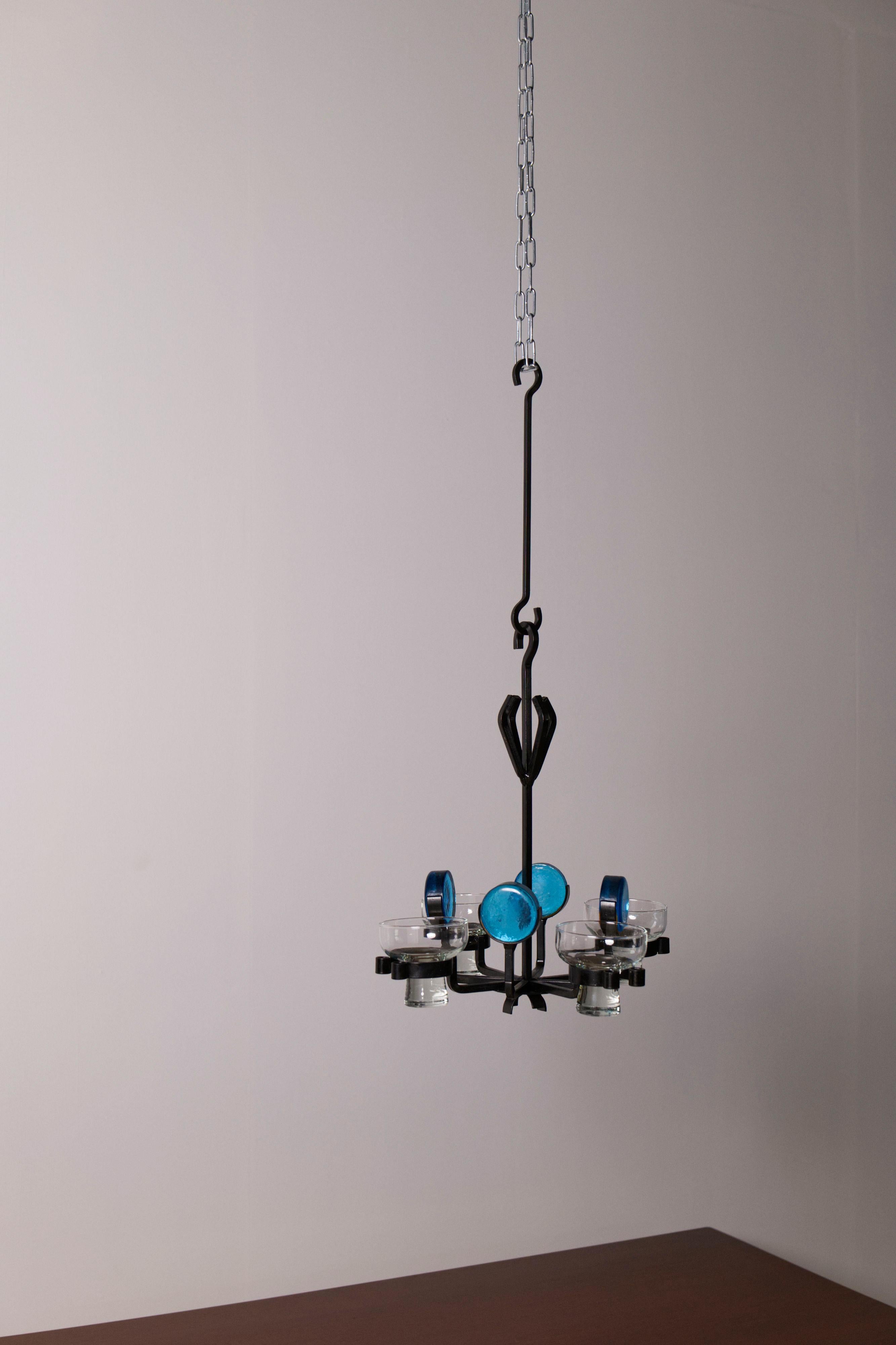 Candelabro portavelas de hierro y cristal de Dantoft Kunstartikler, Años 70 en venta 2