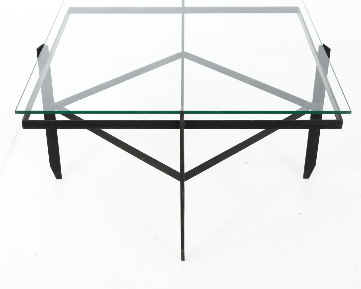 Iron and Glass Mid-Century Modern Coffee Table, circa 1950 In Good Condition For Sale In Stamford, CT