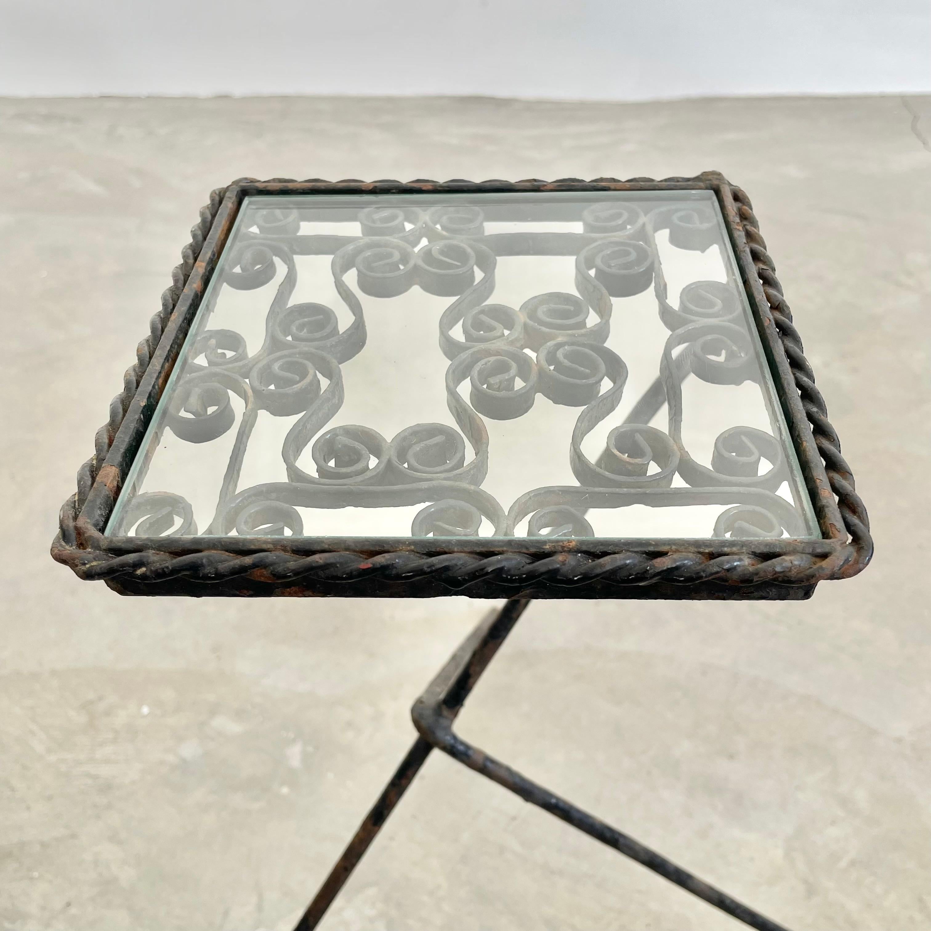 Iron and Glass Standing Catchall, 1950s France For Sale 7