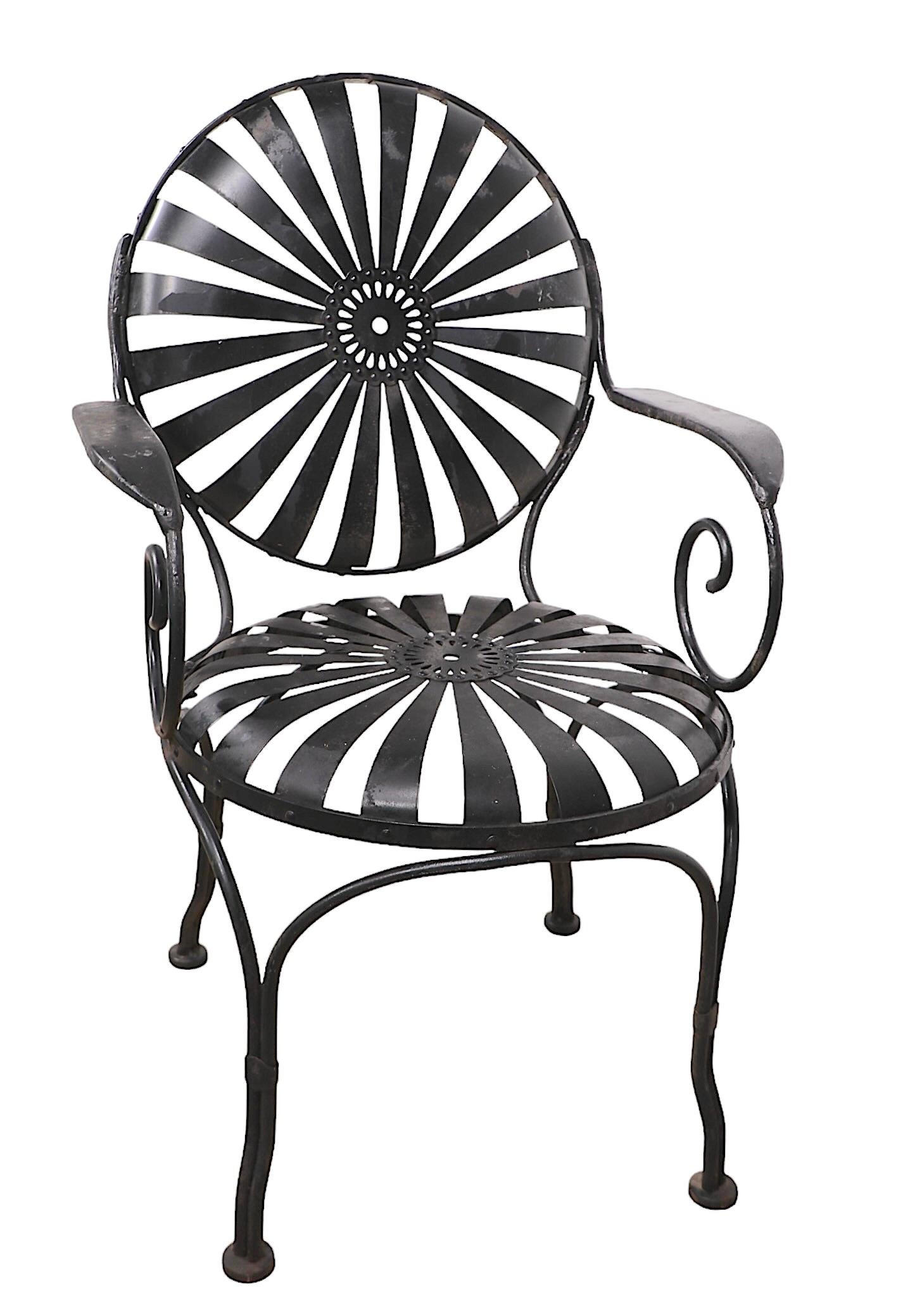 Français Chaise de jardin Bistro Ding de Francois Carre, en fer et acier, années 1940