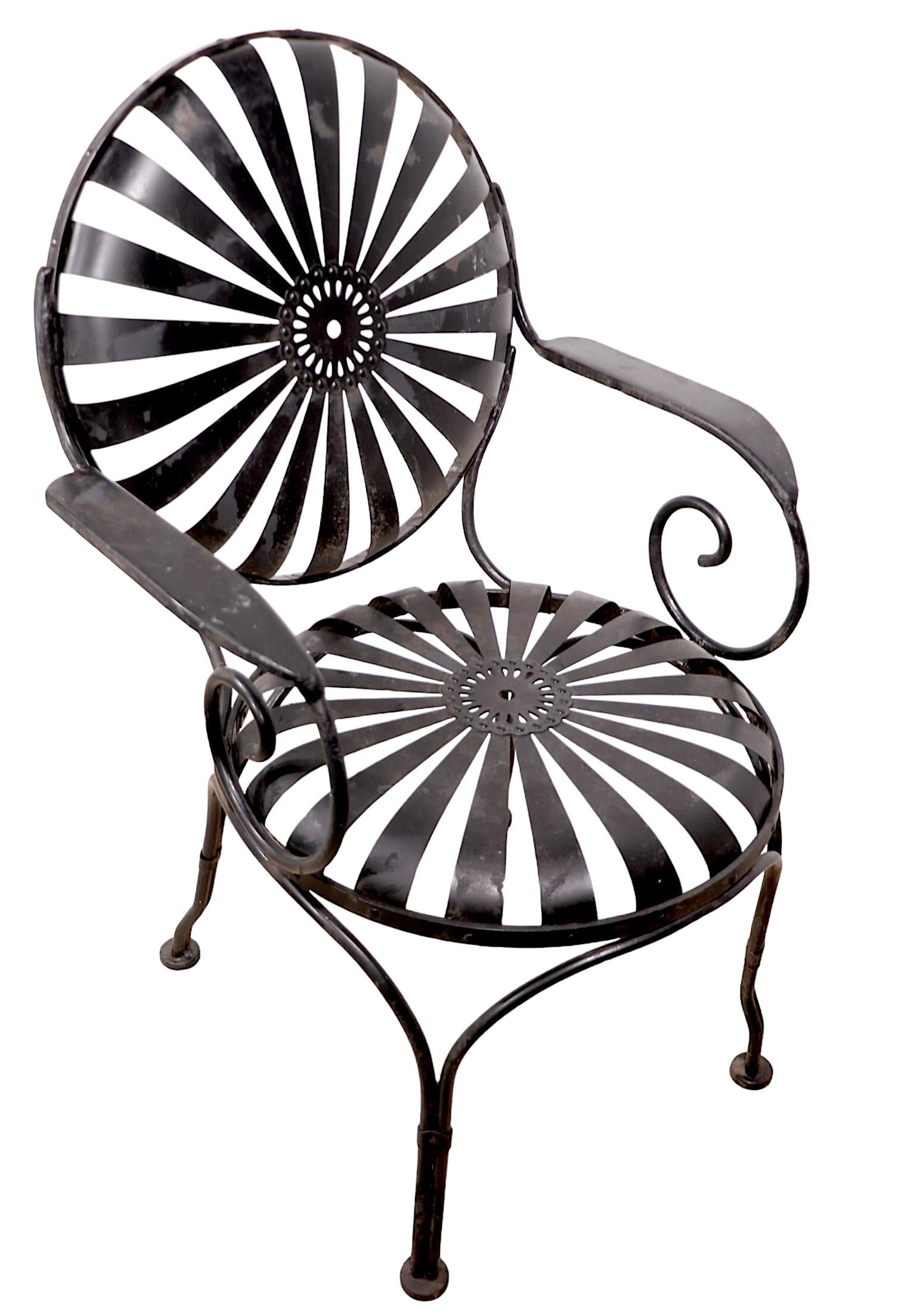 20ième siècle Chaise de jardin Bistro Ding de Francois Carre, en fer et acier, années 1940