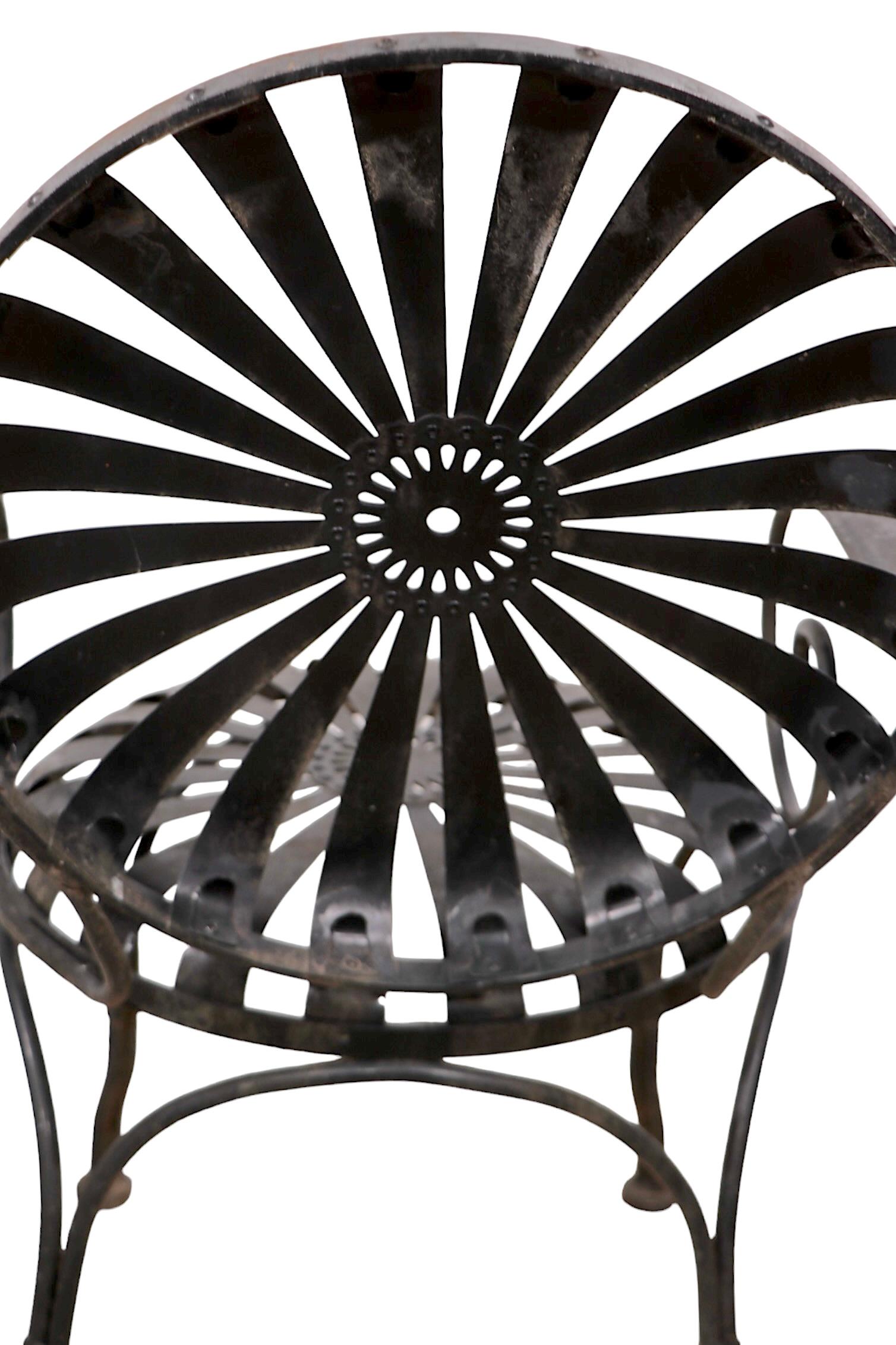 Chaise de jardin Bistro Ding de Francois Carre, en fer et acier, années 1940 2