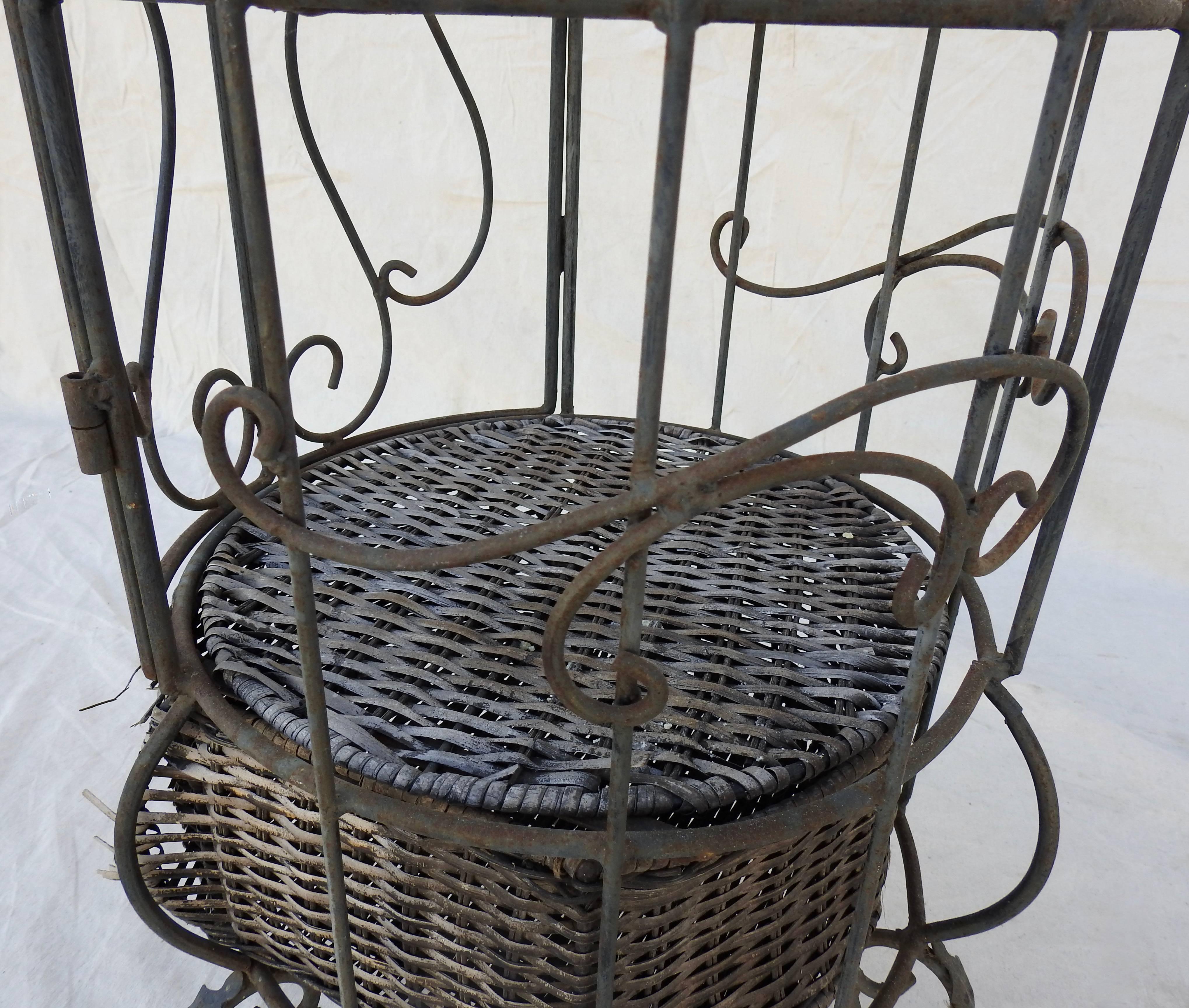 Iron and Wicker Wine Rack, 20th Century For Sale 10