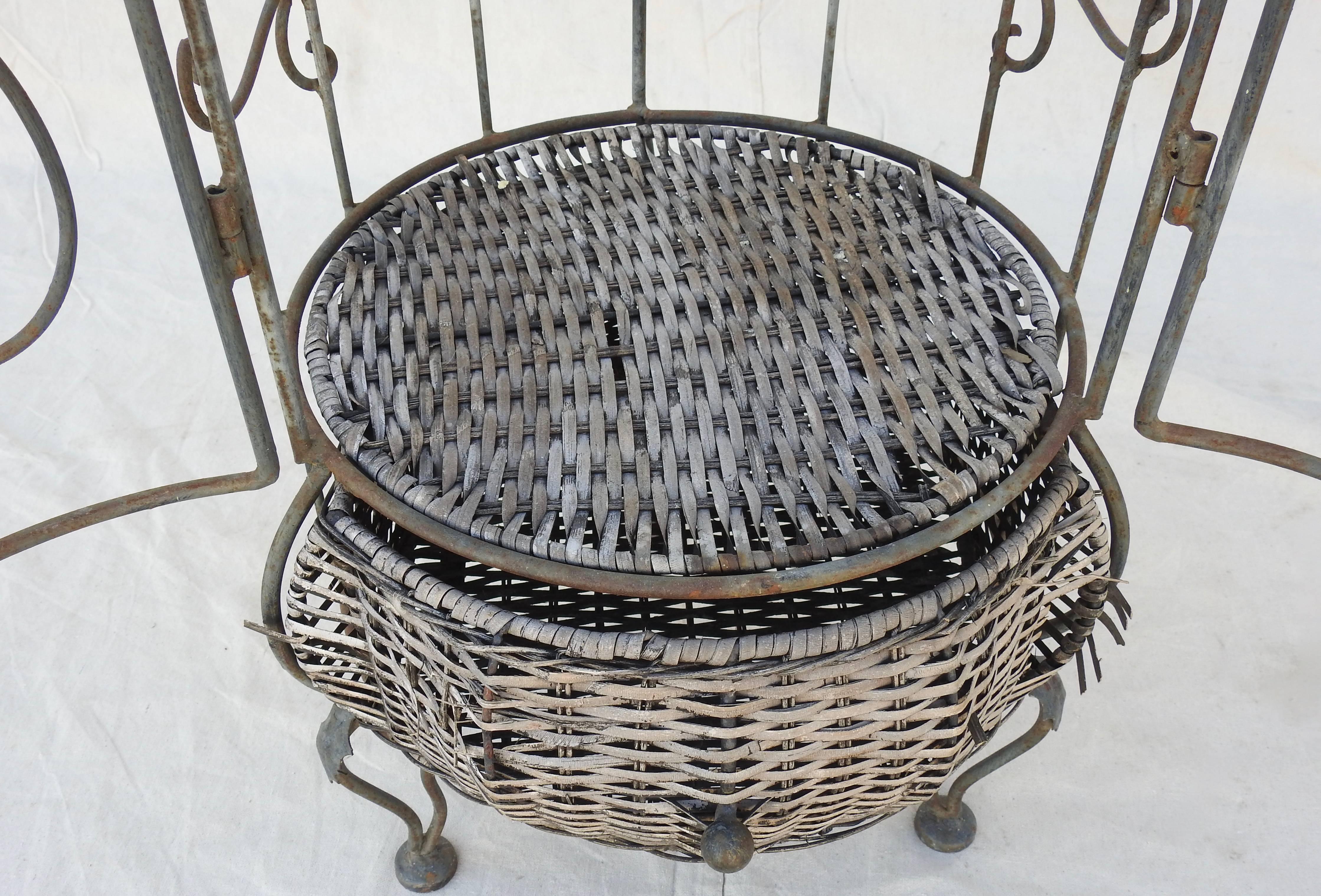 Iron and Wicker Wine Rack, 20th Century For Sale 1