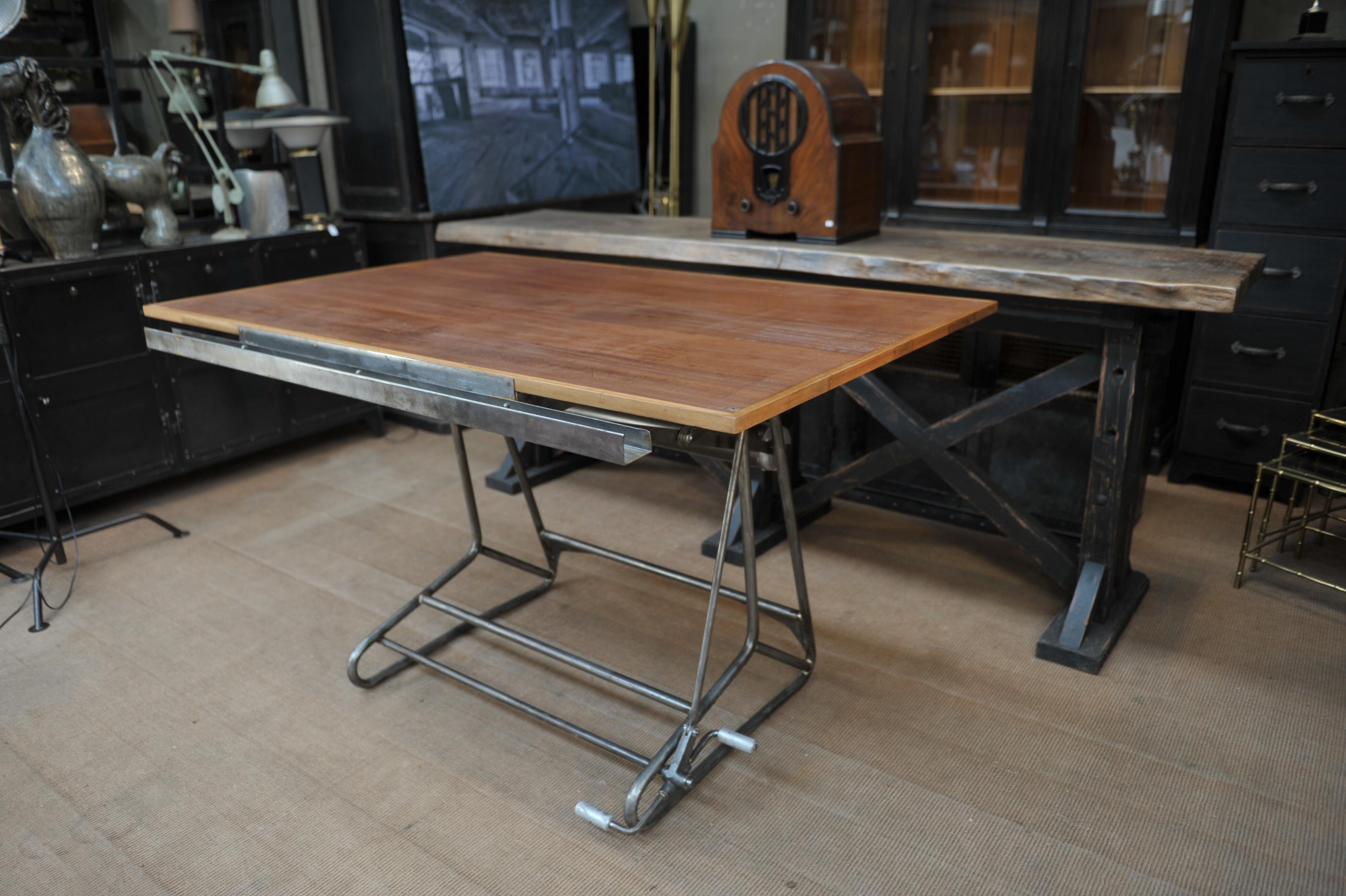 Mid-Century Modern Iron and Wood Adjustable Architect's Drafting Desk Table, 1905s For Sale