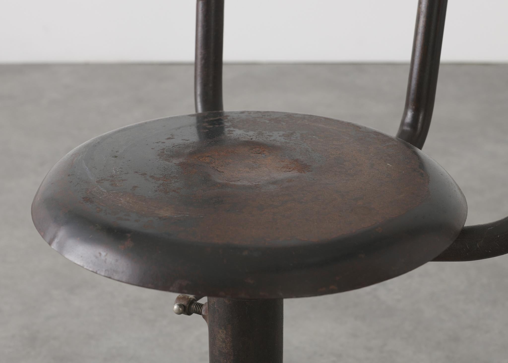 Sillón de hierro principios del siglo XX Vaciado en venta