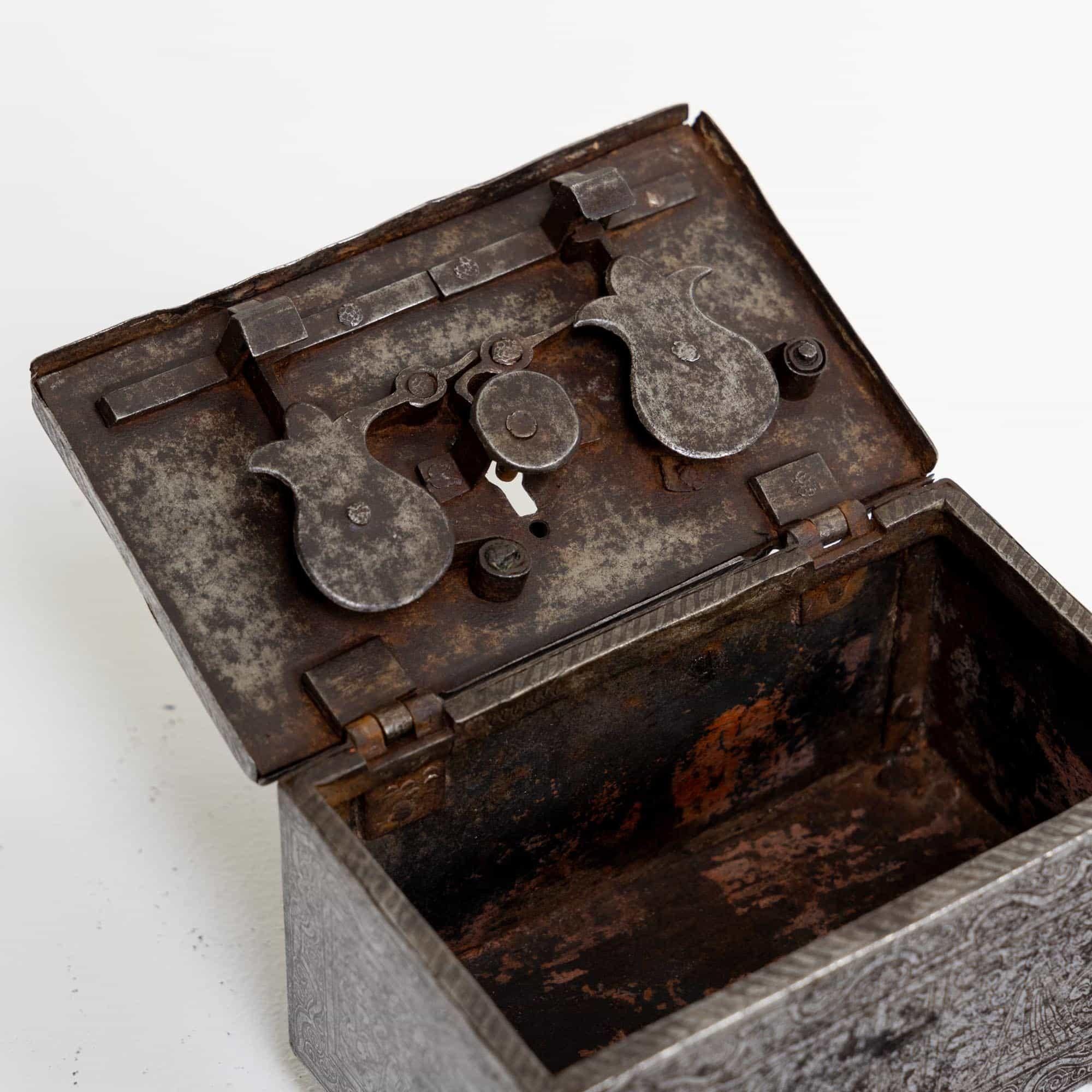 German Iron Cassette with Keys and chased Decor, Nuremberg around 1580