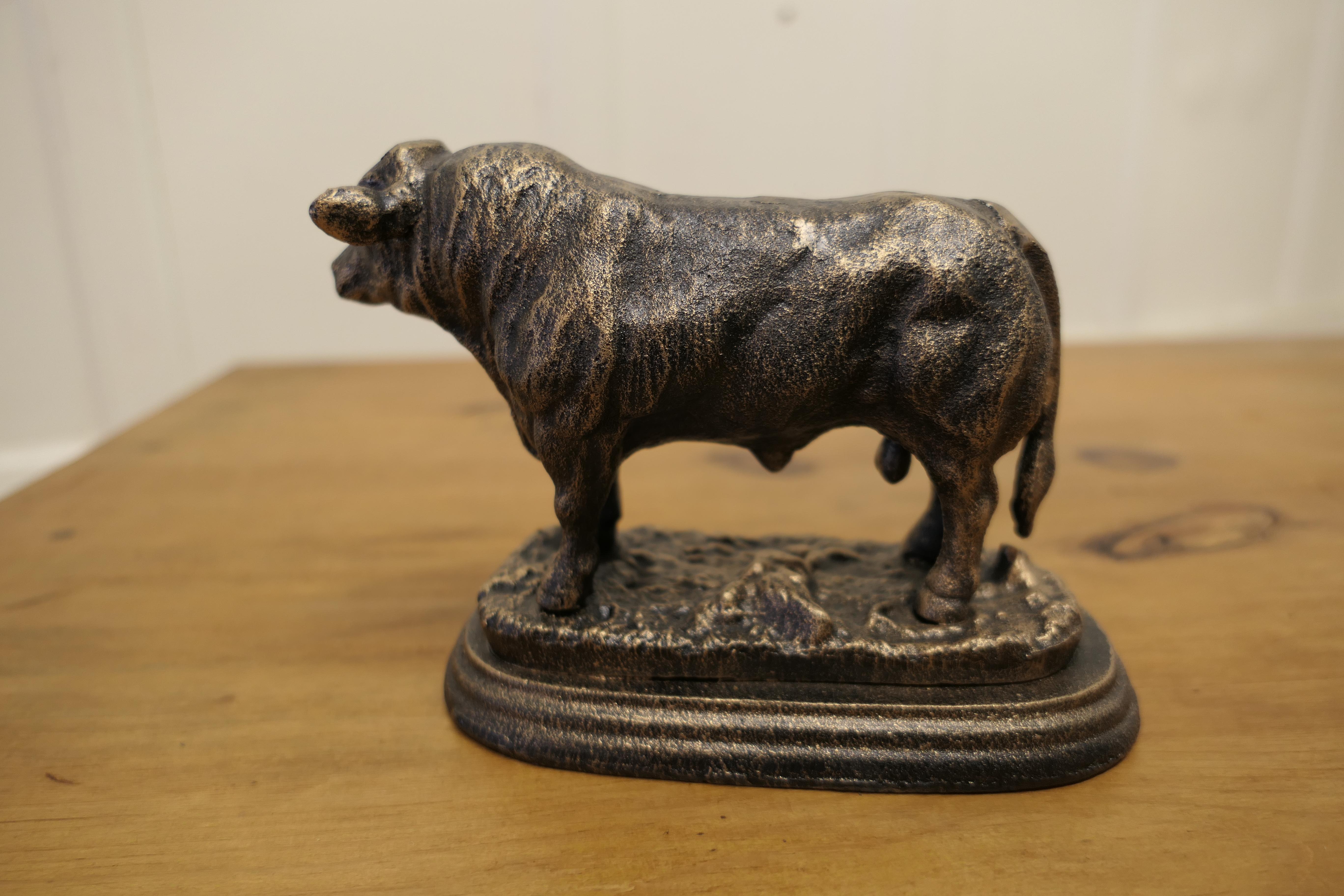 Iron bull desk ornament with bronze finish patina.


This handsome Chap is cast in iron with a simulated bronze finish
This is a fine quality heavy piece and a handsome Taurine
A lucky piece no doubt
The Bull is 6” high, 7” long and 4”