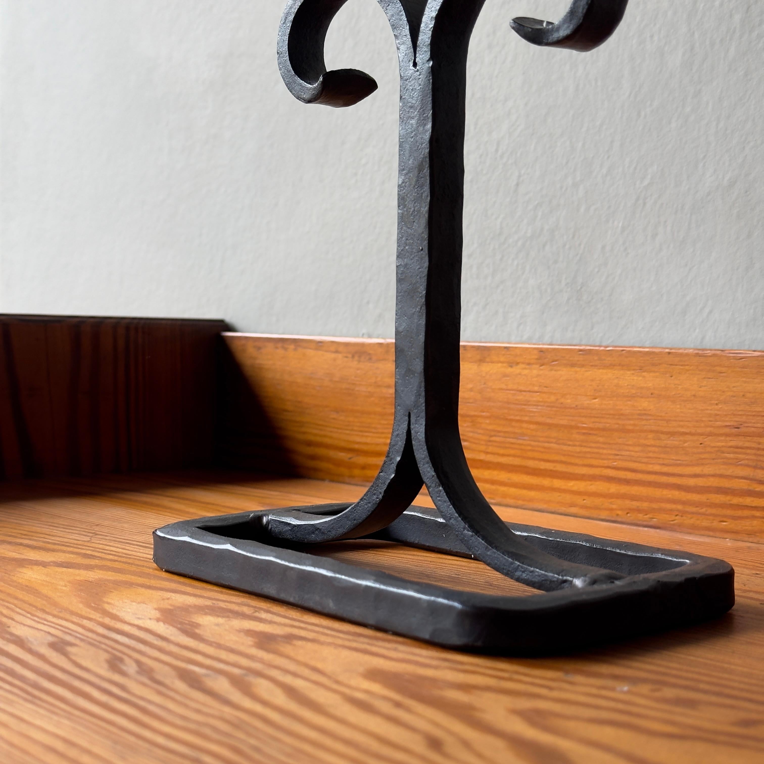 Mid-Century moderno Candelabro in ferro di Bertil Vallien per Bode Smide, anni '60 in vendita
