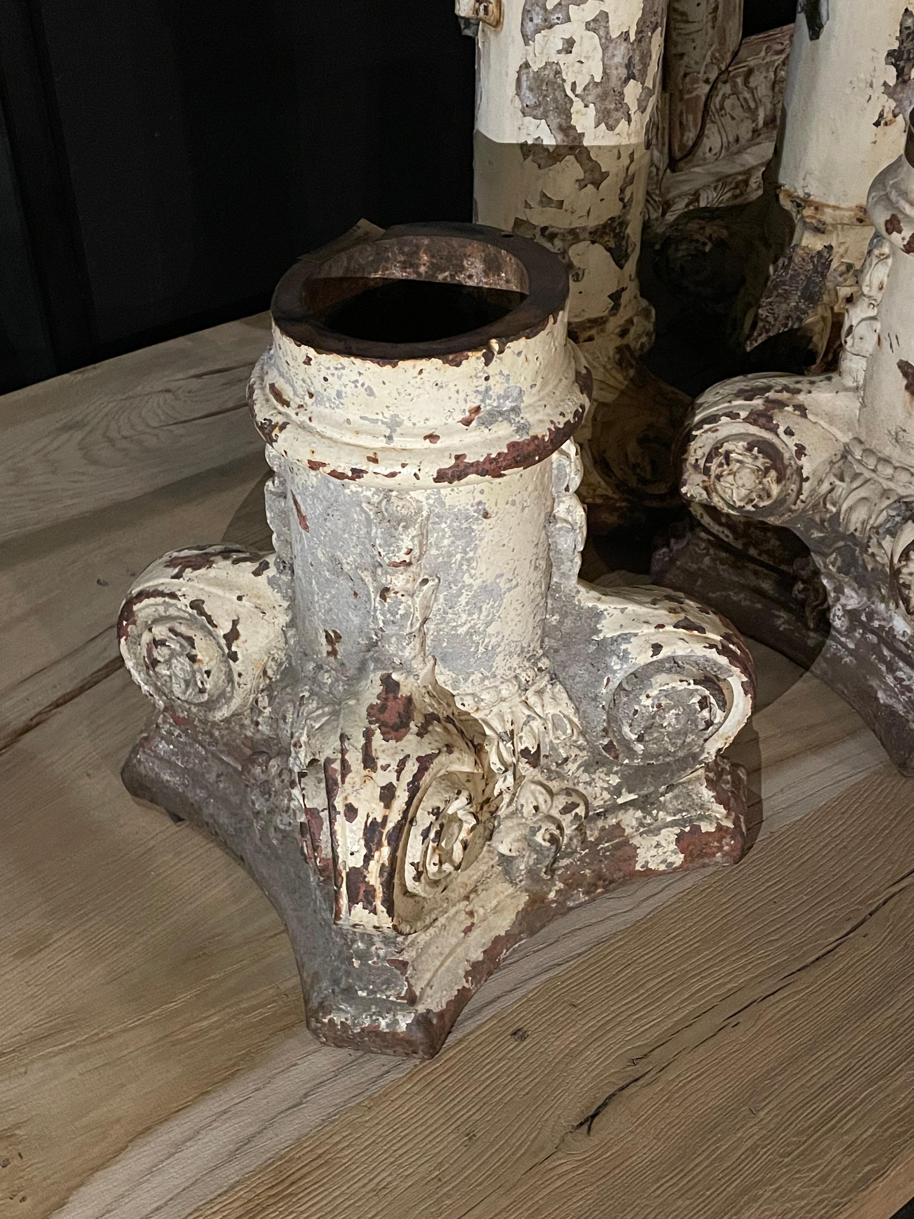 Explore our unique collection of iron capitals adorned with captivating traces of polychrome, an artistic expression that seamlessly blends history and beauty in every detail. These capitals encapsulate the essence of structural innovation, marking