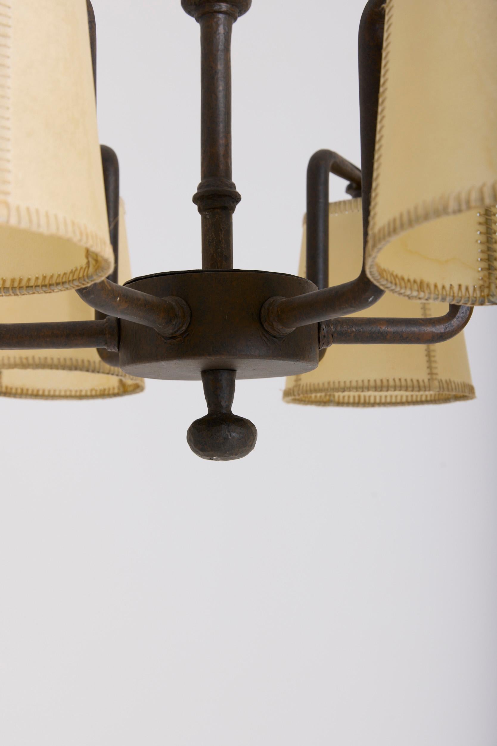 Lampada da soffitto in ferro in vendita 2